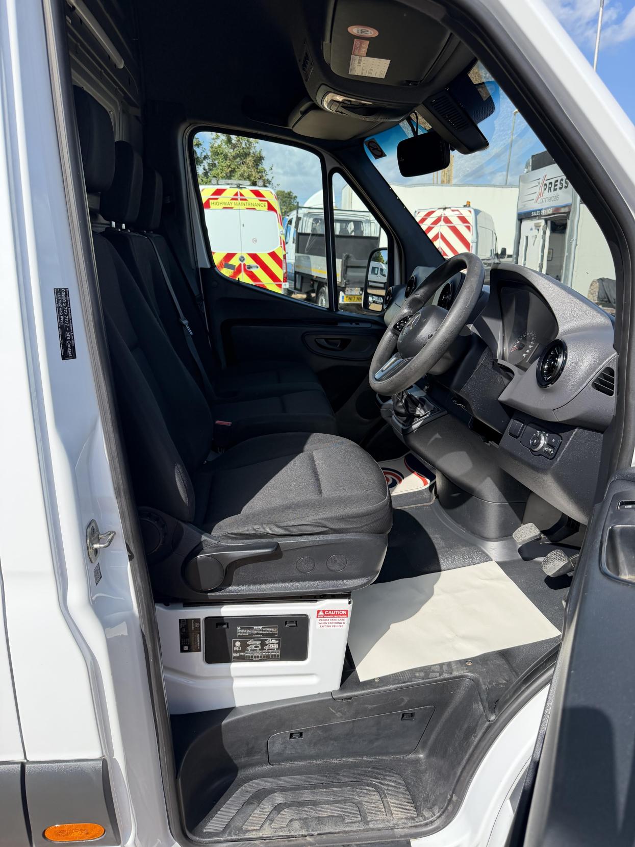 2020 Mercedes-Benz Sprinter 2.1 314 CDI Panel Van 5dr Diesel Manual RWD L2 H2 Euro 6 (s/s) (143 ps) - Thumbnail 14