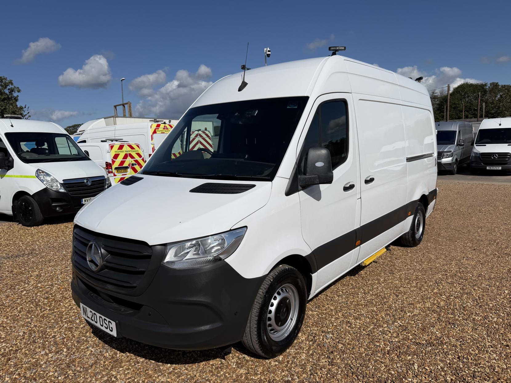 2020 Mercedes-Benz Sprinter 2.1 314 CDI Panel Van 5dr Diesel Manual RWD L2 H2 Euro 6 (s/s) (143 ps) - Thumbnail 7