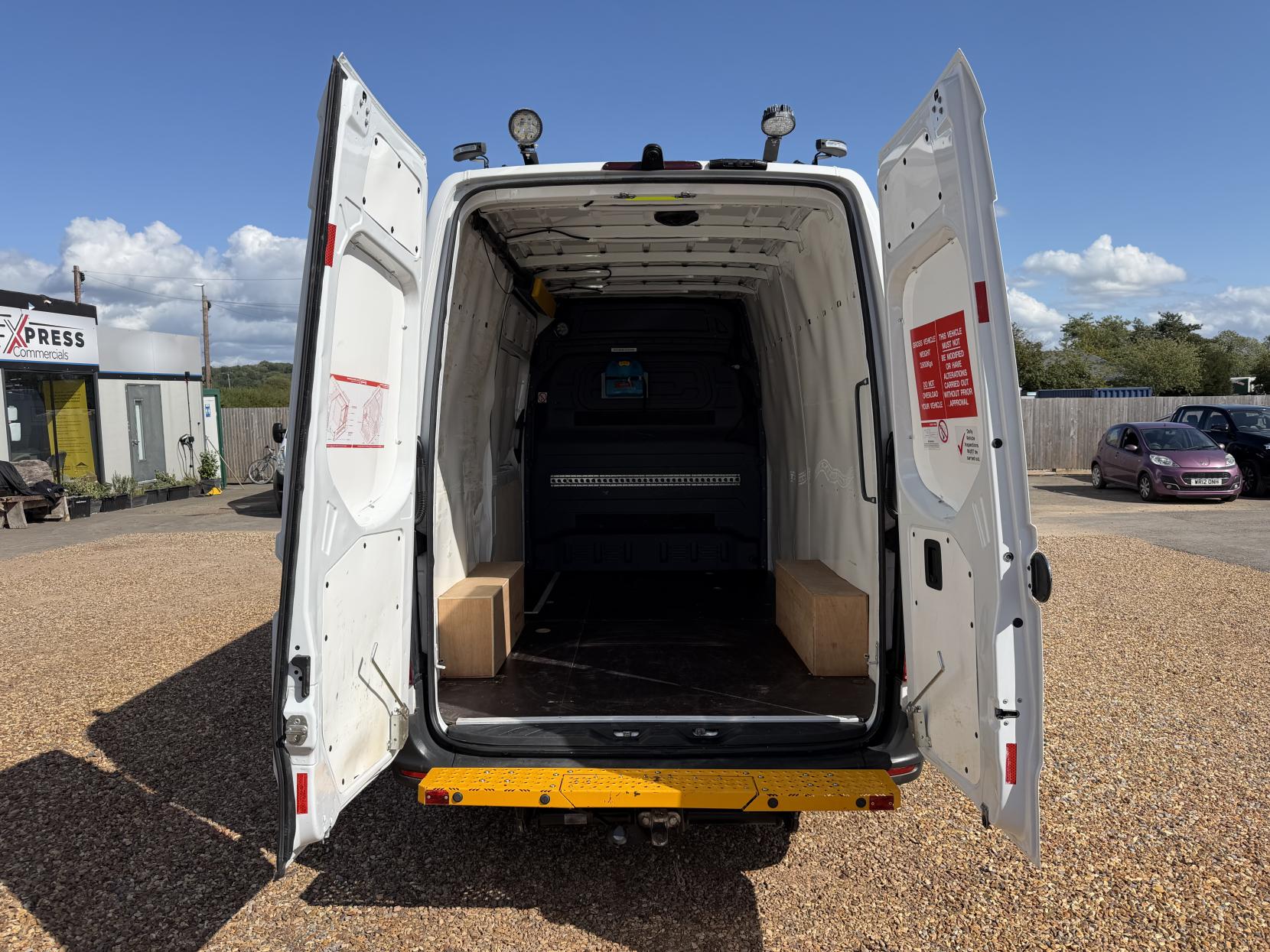 2020 Mercedes-Benz Sprinter 2.1 314 CDI Panel Van 5dr Diesel Manual RWD L2 H2 Euro 6 (s/s) (143 ps) - Thumbnail 3