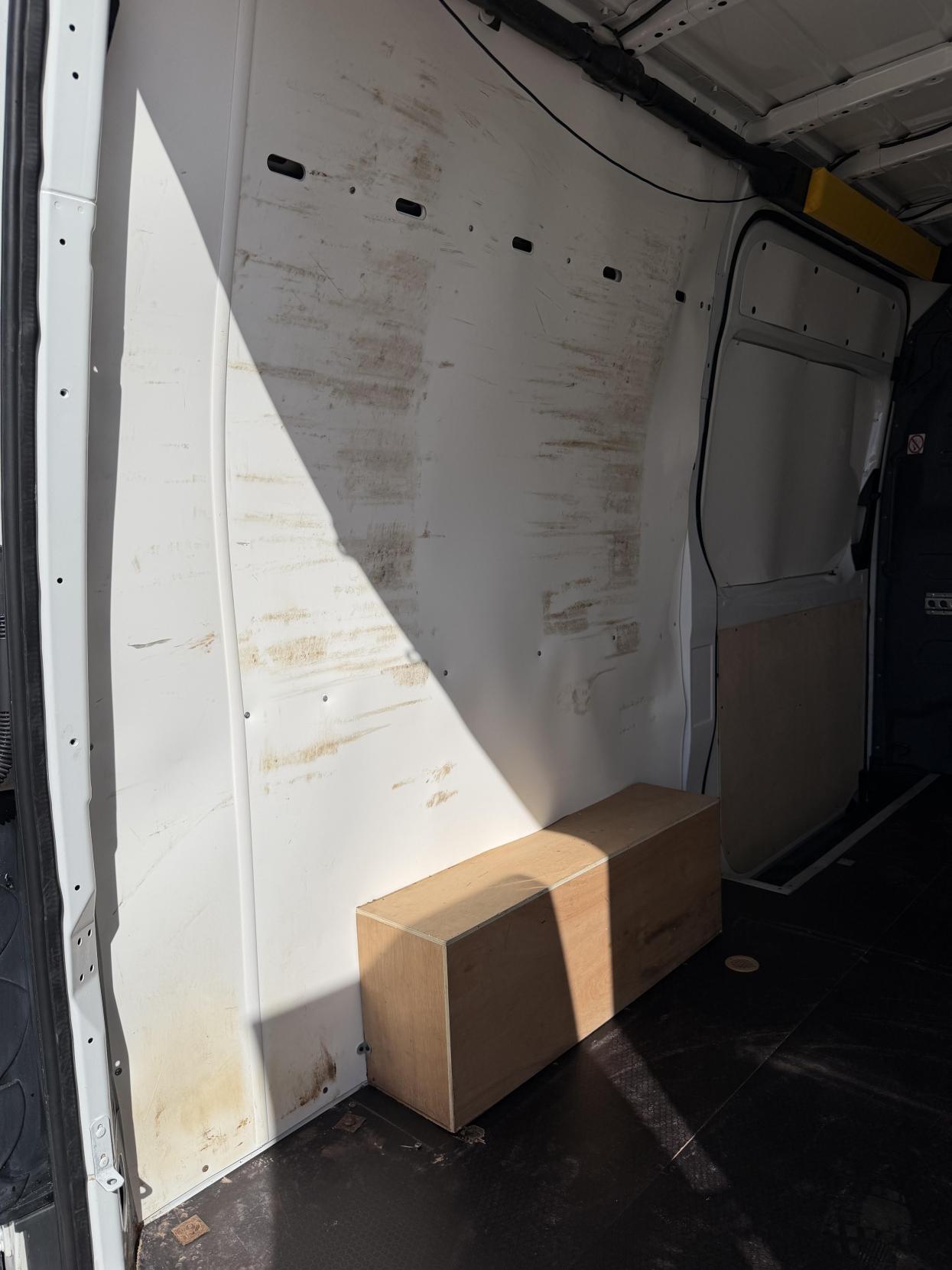 2020 Mercedes-Benz Sprinter 2.1 314 CDI Panel Van 5dr Diesel Manual RWD L2 H2 Euro 6 (s/s) (143 ps) - Thumbnail 39