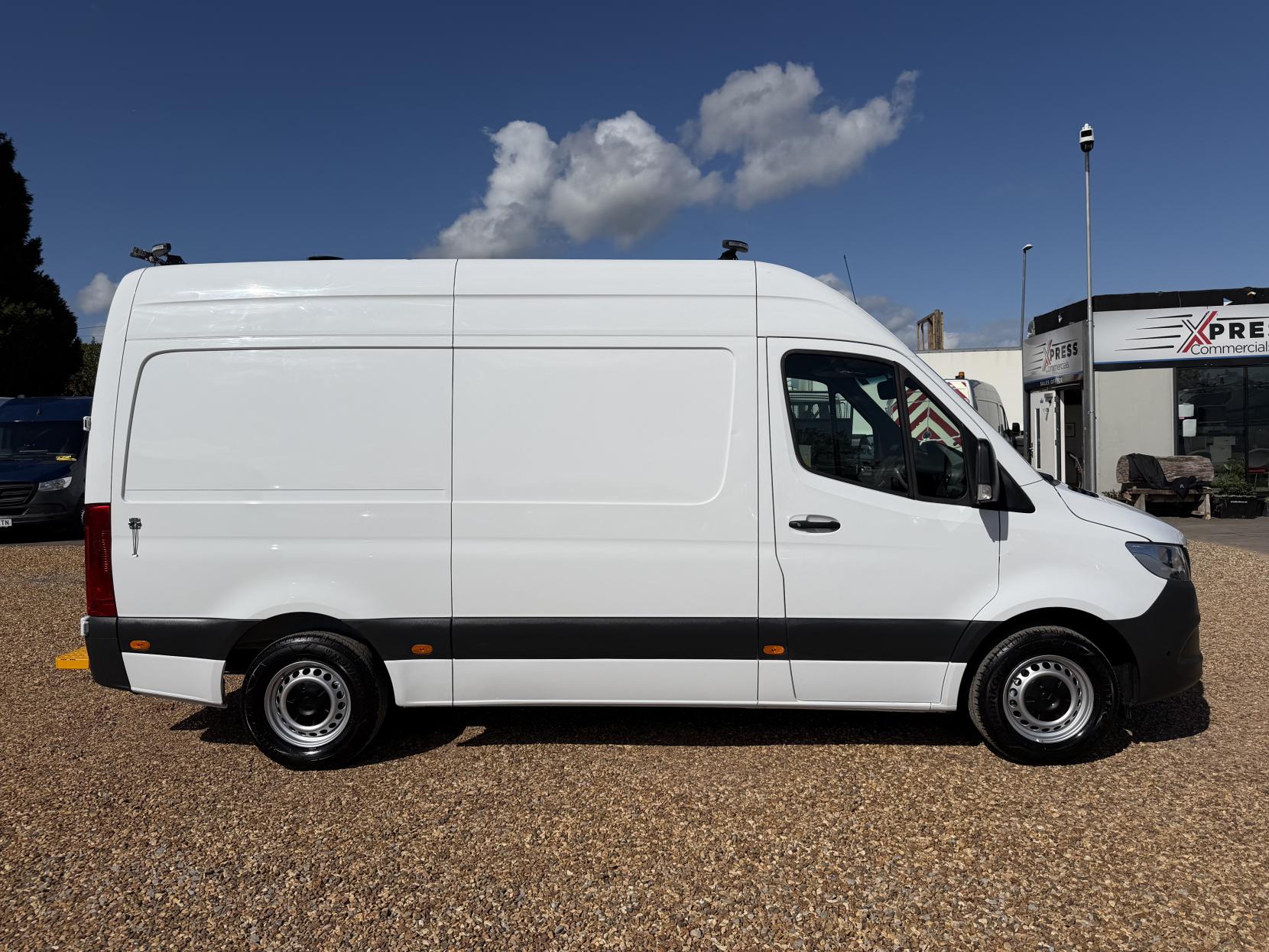 2020 Mercedes-Benz Sprinter 2.1 314 CDI Panel Van 5dr Diesel Manual RWD L2 H2 Euro 6 (s/s) (143 ps) - Thumbnail 12