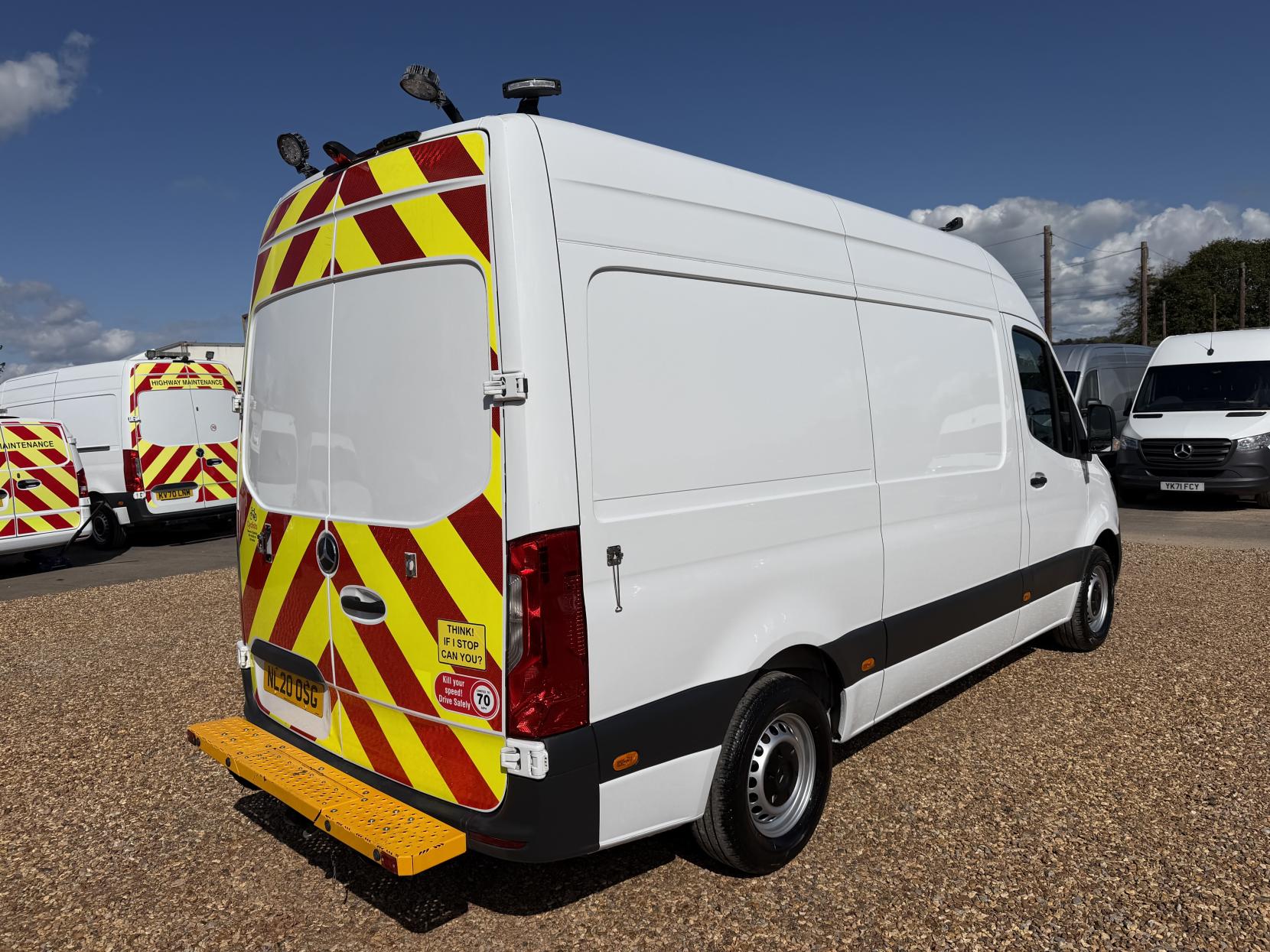2020 Mercedes-Benz Sprinter 2.1 314 CDI Panel Van 5dr Diesel Manual RWD L2 H2 Euro 6 (s/s) (143 ps) - Thumbnail 11