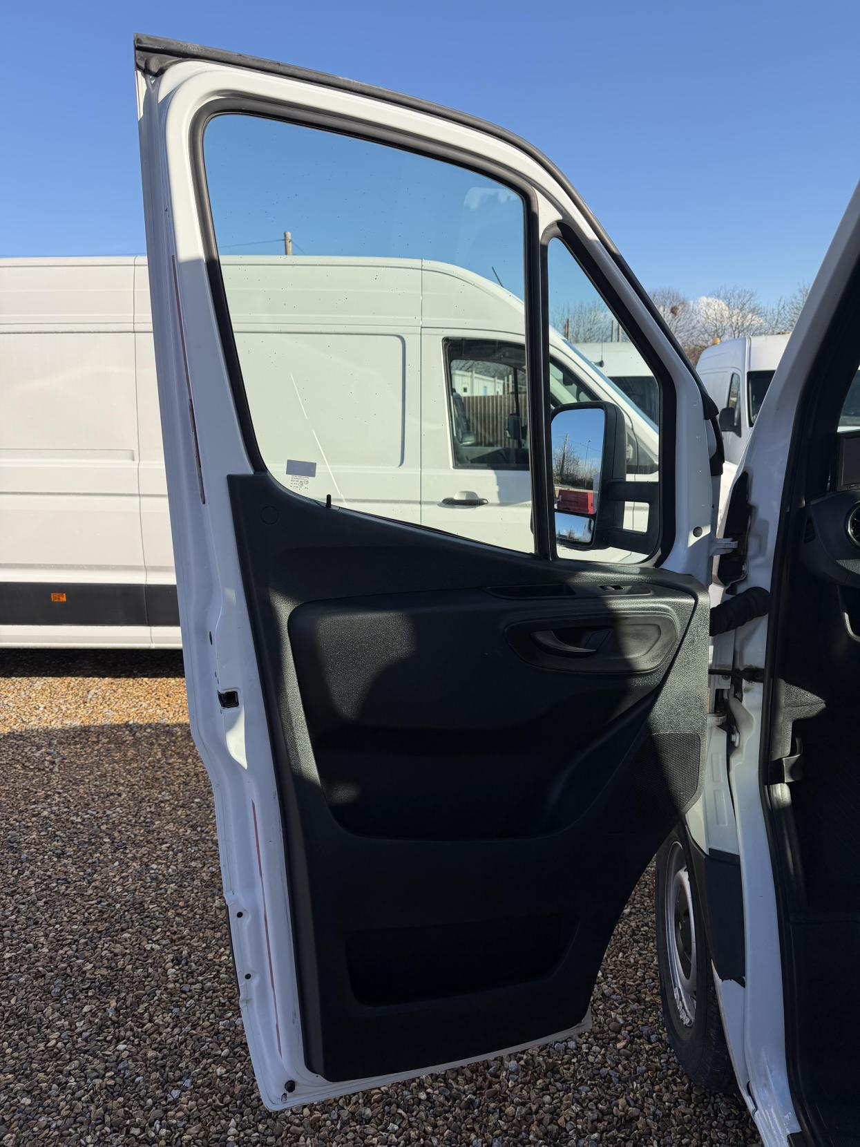 Mercedes-Benz Sprinter 2.1 314 CDI Ready To Work 1Way Tipper 2dr Diesel Manual L2 Euro 6 (143 ps)