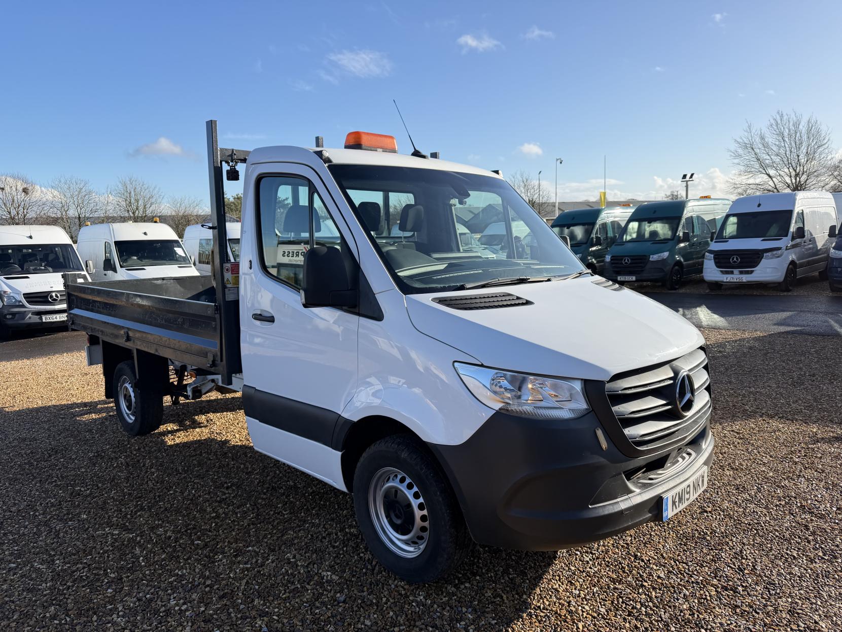 Mercedes-Benz Sprinter 2.1 314 CDI Ready To Work 1Way Tipper 2dr Diesel Manual L2 Euro 6 (143 ps)
