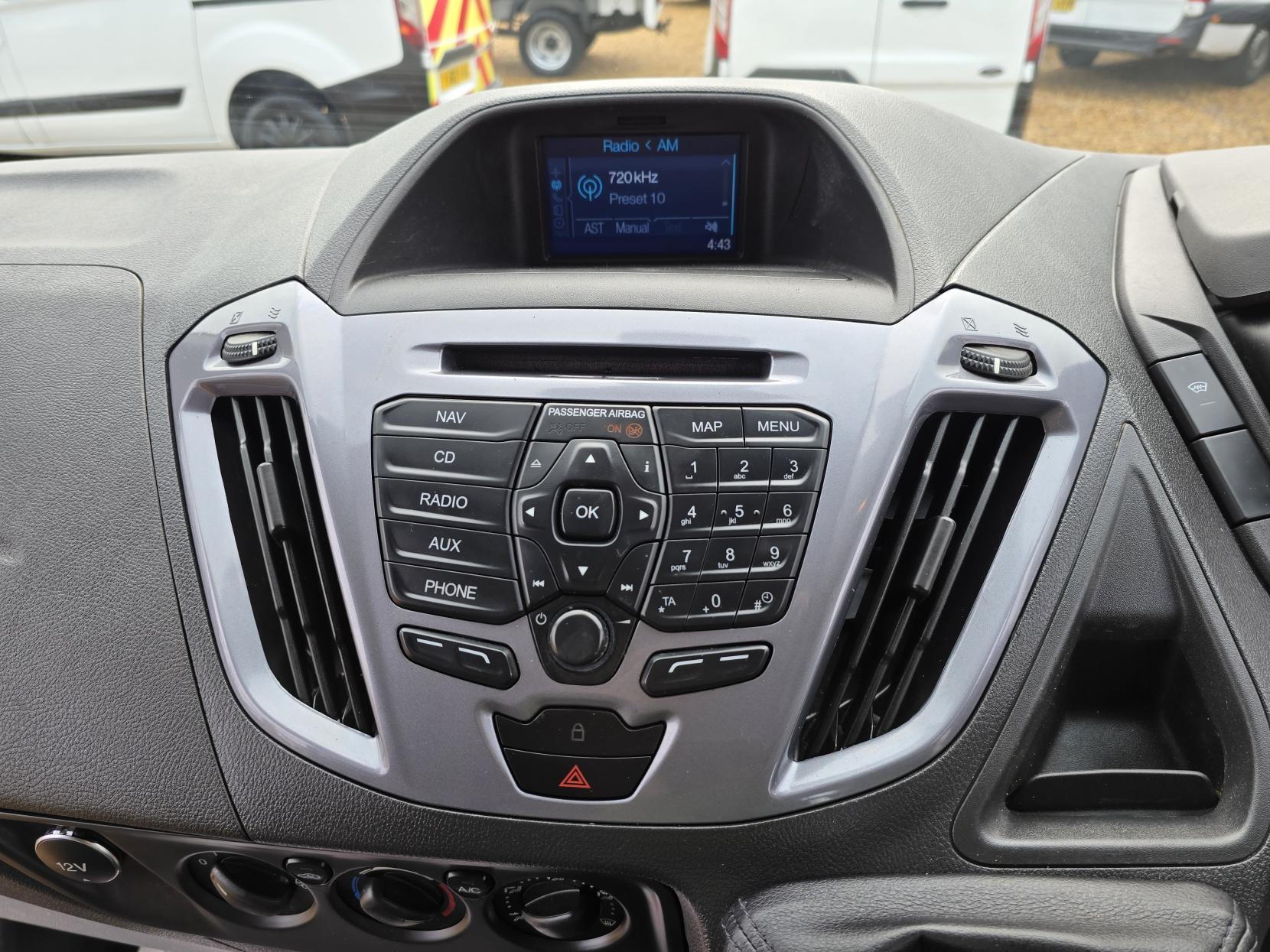 Ford Transit Custom 2.2 TDCi 270 Limited Panel Van 5dr Diesel Manual L1 H1 (186 g/km, 123 bhp)