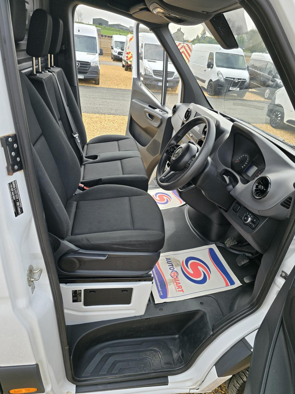 Mercedes-Benz Sprinter 2.1 314 CDI Panel Van 5dr Diesel Manual FWD L2 H2 Euro 6 (143 ps)
