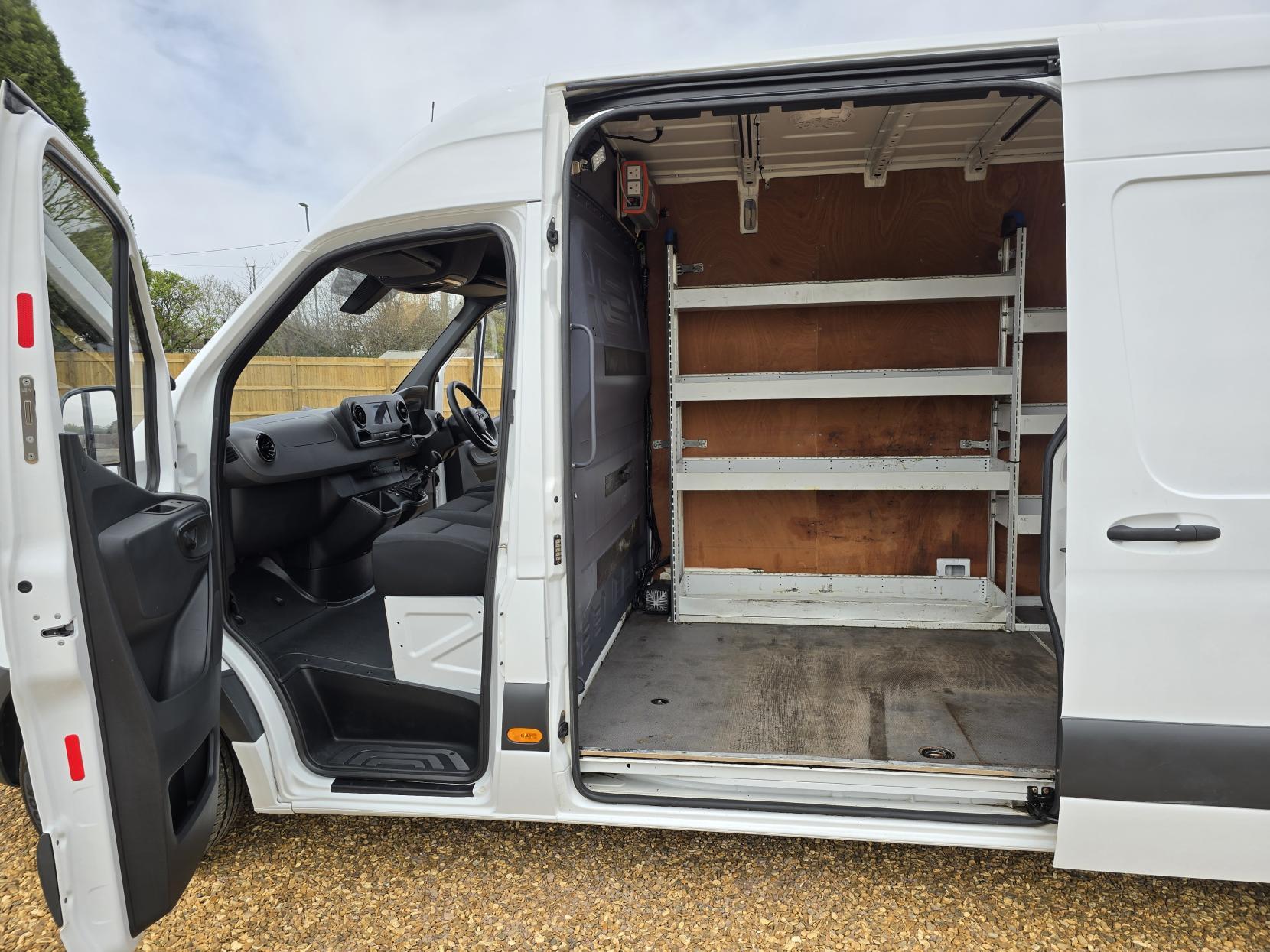 Mercedes-Benz Sprinter 2.1 314 CDI Panel Van 5dr Diesel Manual FWD L2 H2 Euro 6 (143 ps)
