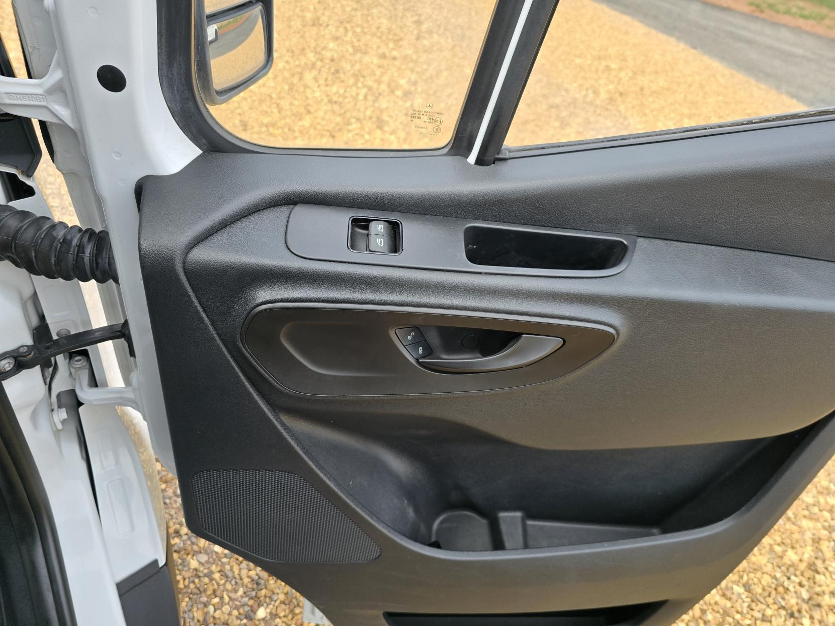 Mercedes-Benz Sprinter 2.1 314 CDI Panel Van 5dr Diesel Manual FWD L2 H2 Euro 6 (143 ps)