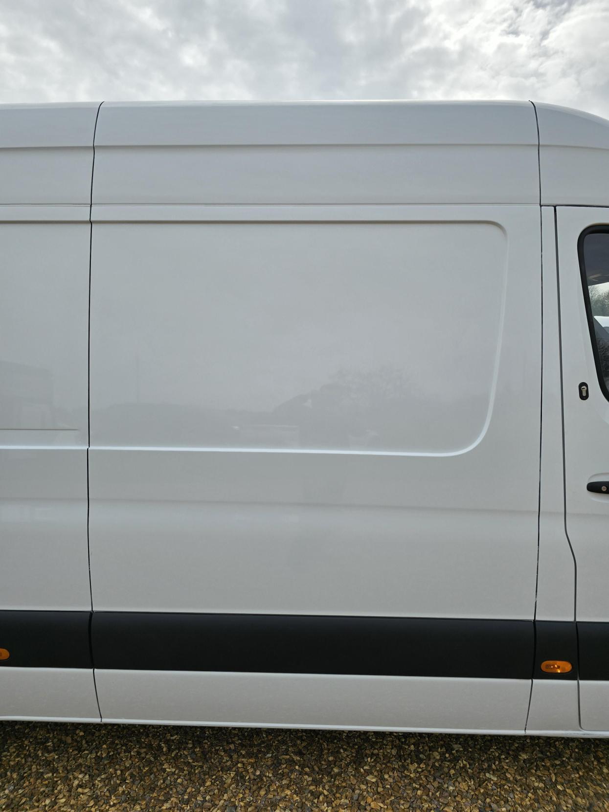Mercedes-Benz Sprinter 2.1 314 CDI Panel Van 5dr Diesel Manual FWD L2 H2 Euro 6 (143 ps)