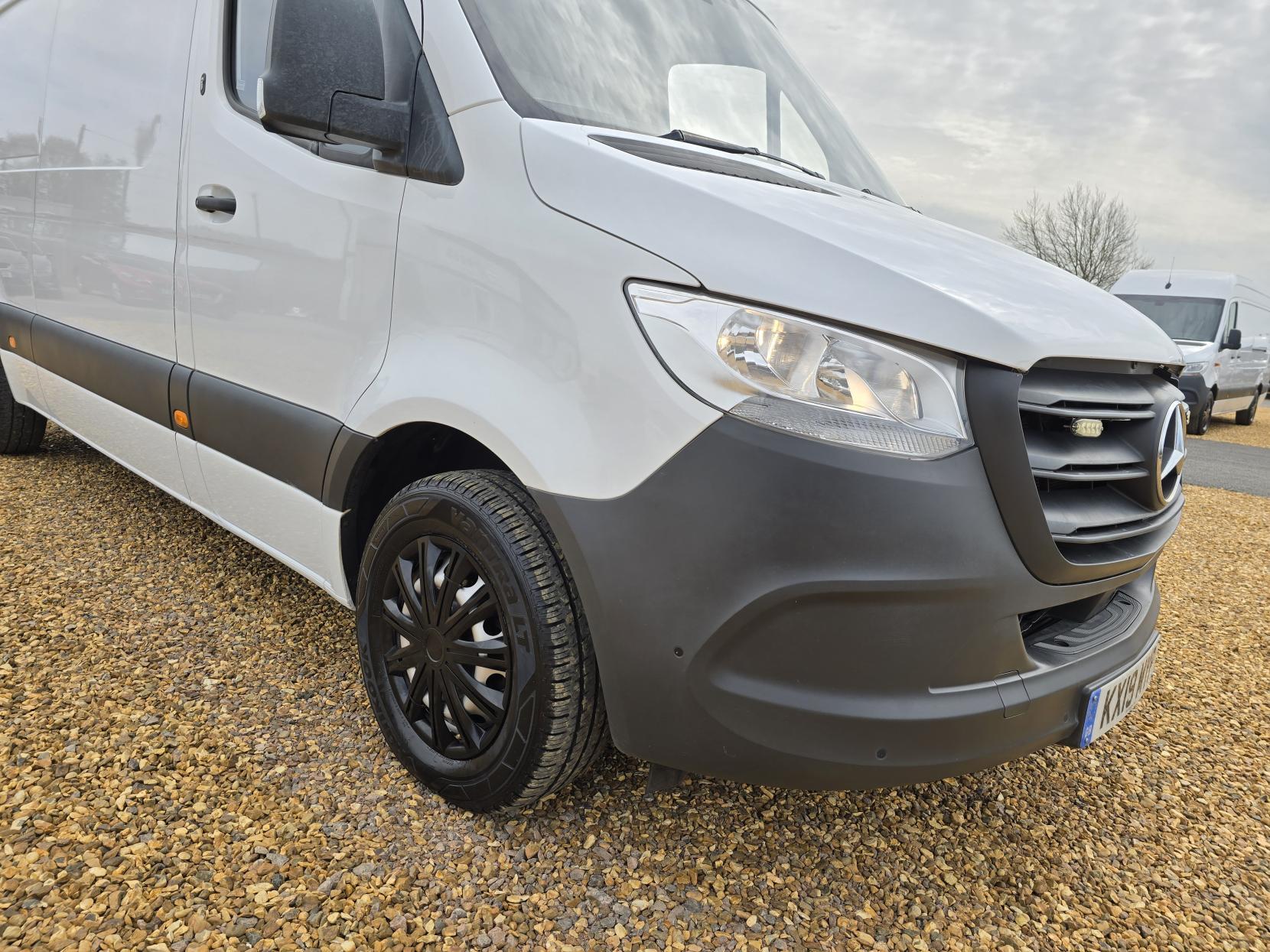 Mercedes-Benz Sprinter 2.1 314 CDI Panel Van 5dr Diesel Manual FWD L2 H2 Euro 6 (143 ps)