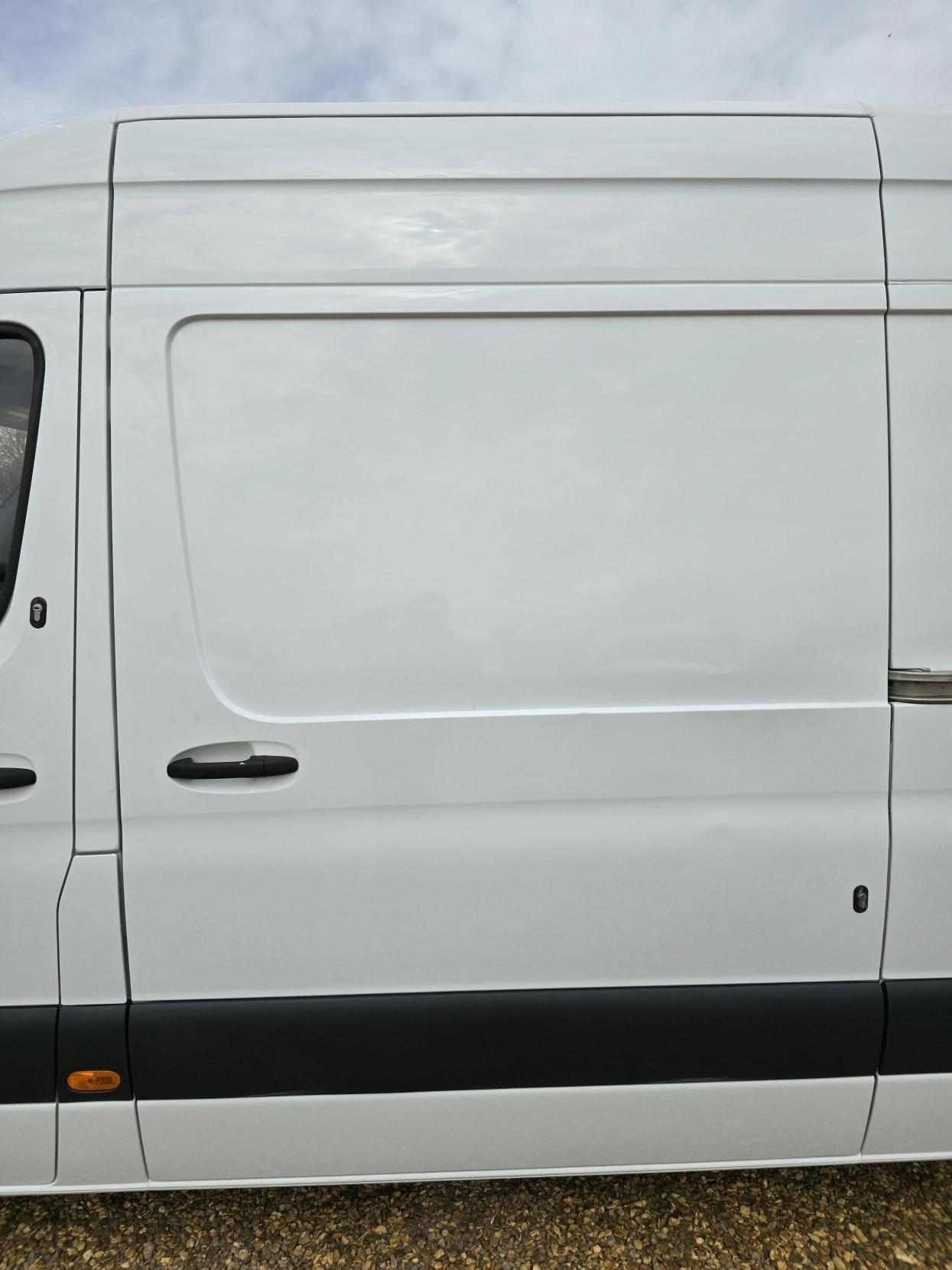 Mercedes-Benz Sprinter 2.1 314 CDI Panel Van 5dr Diesel Manual FWD L2 H2 Euro 6 (143 ps)