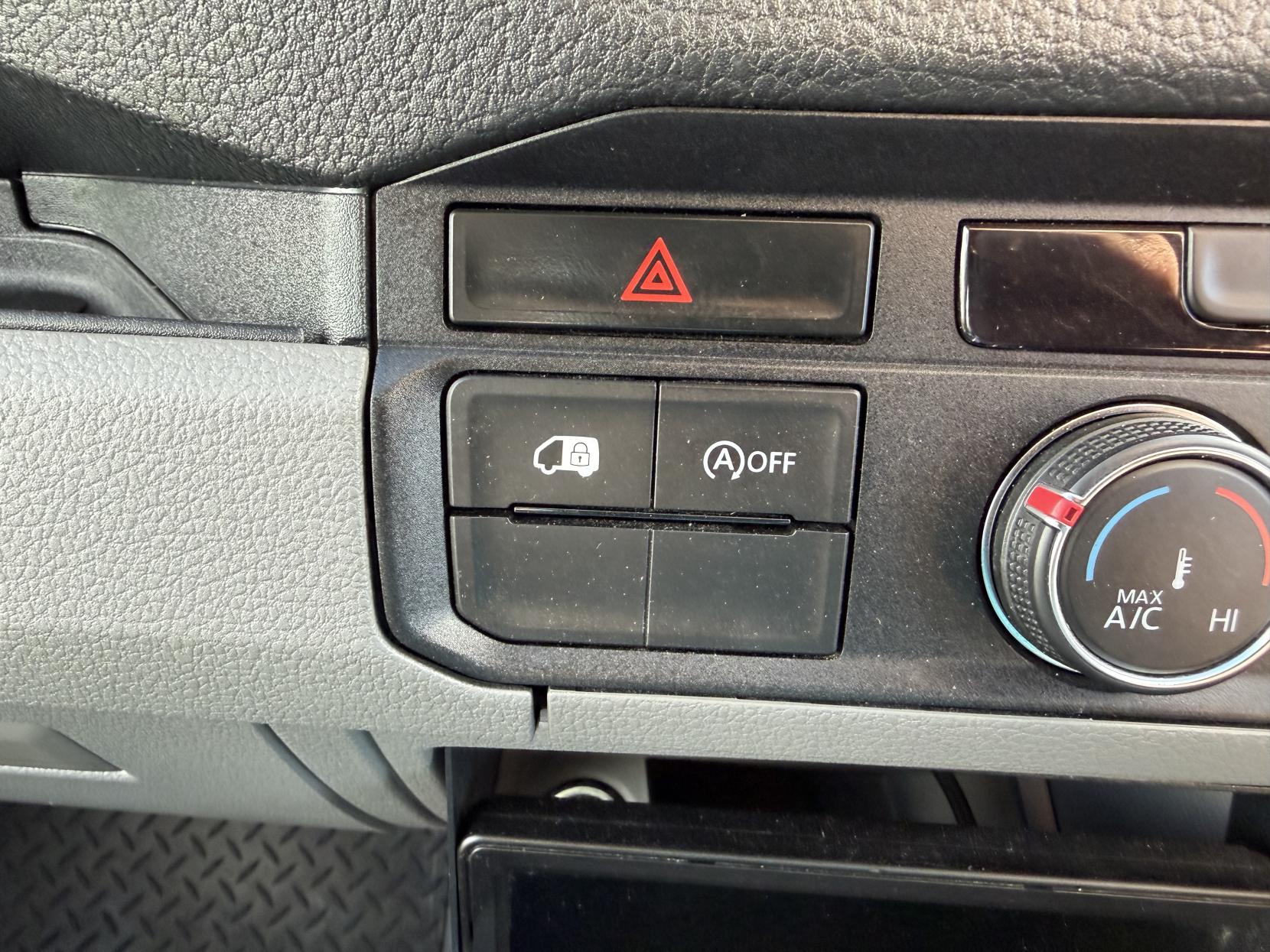 2022 Volkswagen Crafter 2.0 TDI CR35 Startline Panel Van 5dr Diesel Automatic FWD LWB High Roof Euro 6 (s/s) (140 ps) - Thumbnail 24