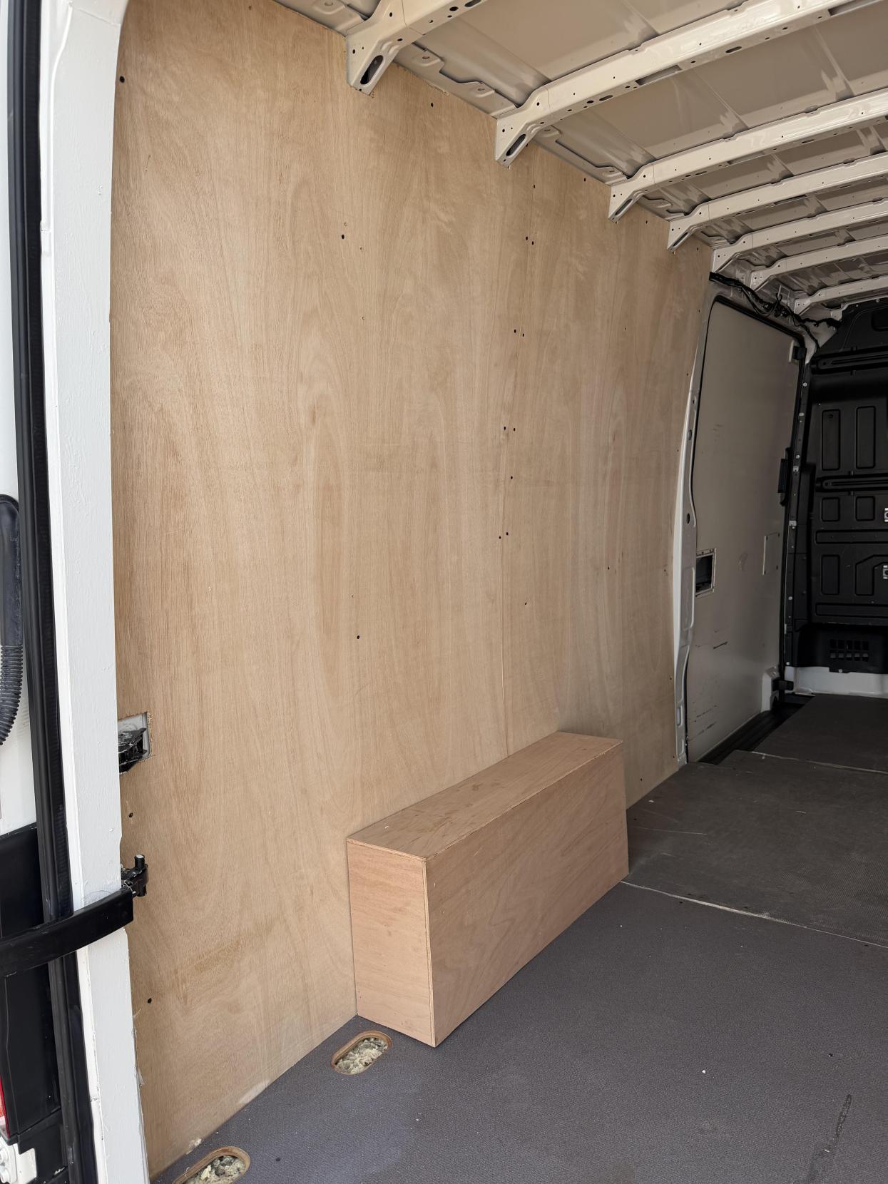 2022 Volkswagen Crafter 2.0 TDI CR35 Startline Panel Van 5dr Diesel Automatic FWD LWB High Roof Euro 6 (s/s) (140 ps) - Thumbnail 38