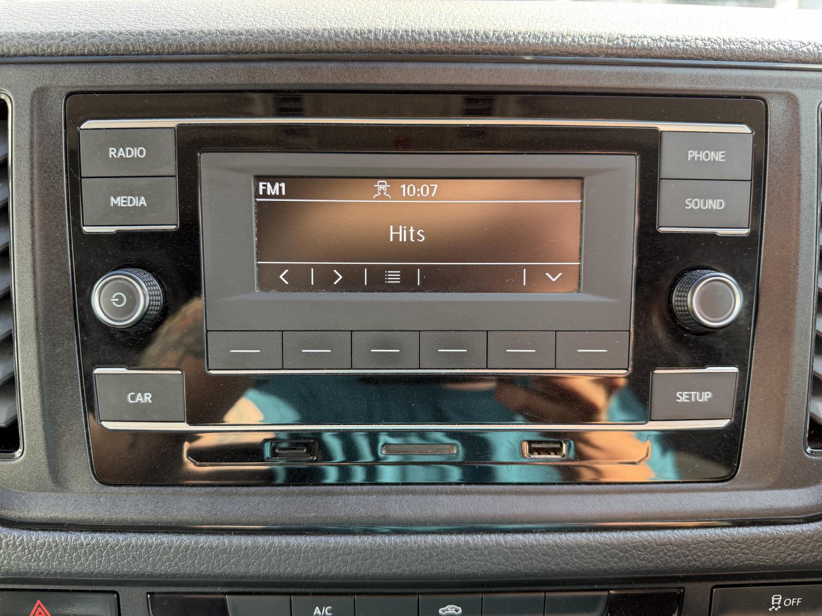 2022 Volkswagen Crafter 2.0 TDI CR35 Startline Panel Van 5dr Diesel Automatic FWD LWB High Roof Euro 6 (s/s) (140 ps) - Thumbnail 25