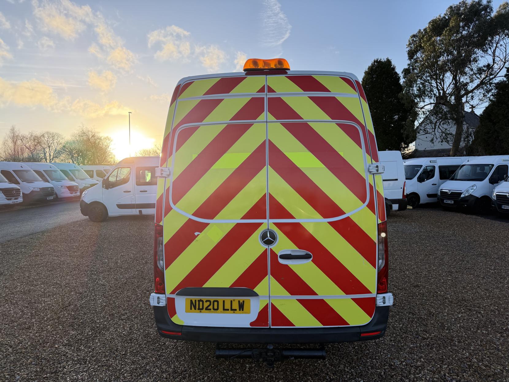 Mercedes-Benz Sprinter 2.1 314 CDI Panel Van 5dr Diesel Manual RWD L2 H2 Euro 6 (s/s) (143 ps)