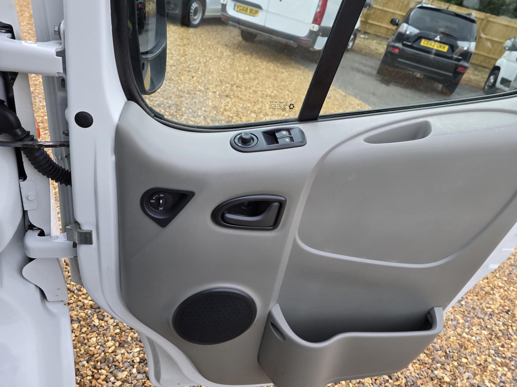 Vauxhall Vivaro 2.0 2900 CDTi Panel Van 4dr Diesel Manual FWD L1 (198 g/km, 89 bhp)
