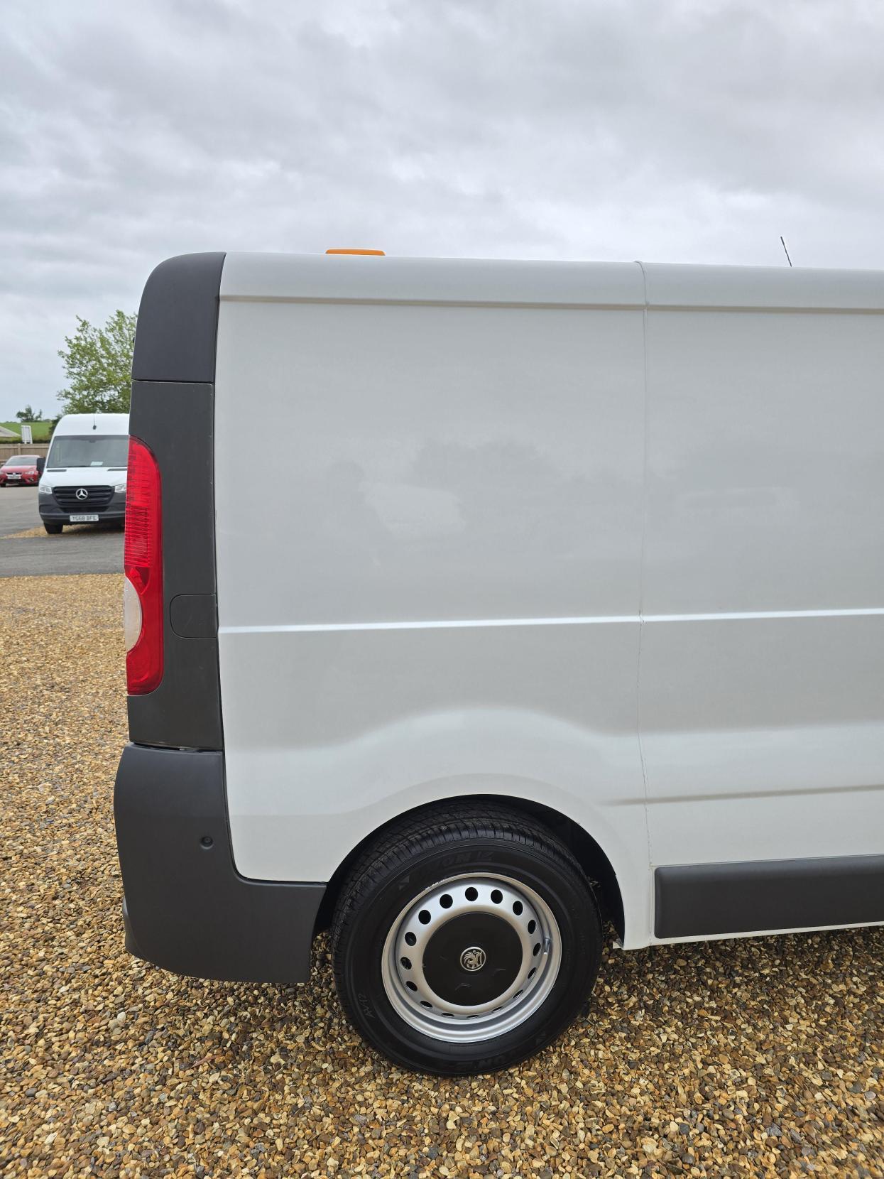 Vauxhall Vivaro 2.0 2900 CDTi Panel Van 4dr Diesel Manual FWD L1 (198 g/km, 89 bhp)