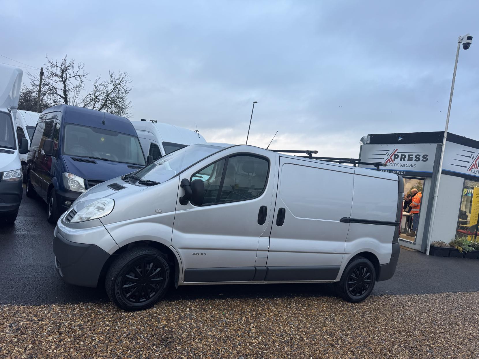 Renault Trafic 2.0 dCi SL29 eco Panel Van 3dr Diesel Manual L1 H1 (Phase 3) (180 g/km, 115 bhp)