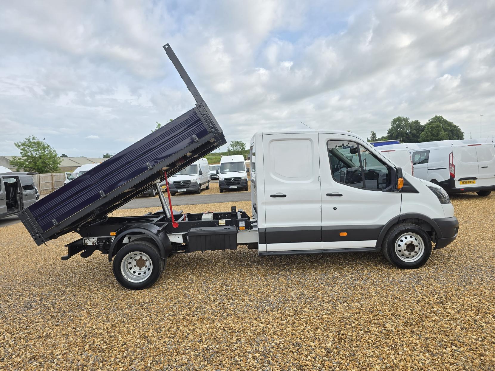 Ford Transit 2.0 350 EcoBlue 1-Way Double Tipper Double Cab 4dr Diesel Manual RWD L3 Euro 6 (1-Way, 1-Stop) (130 ps)