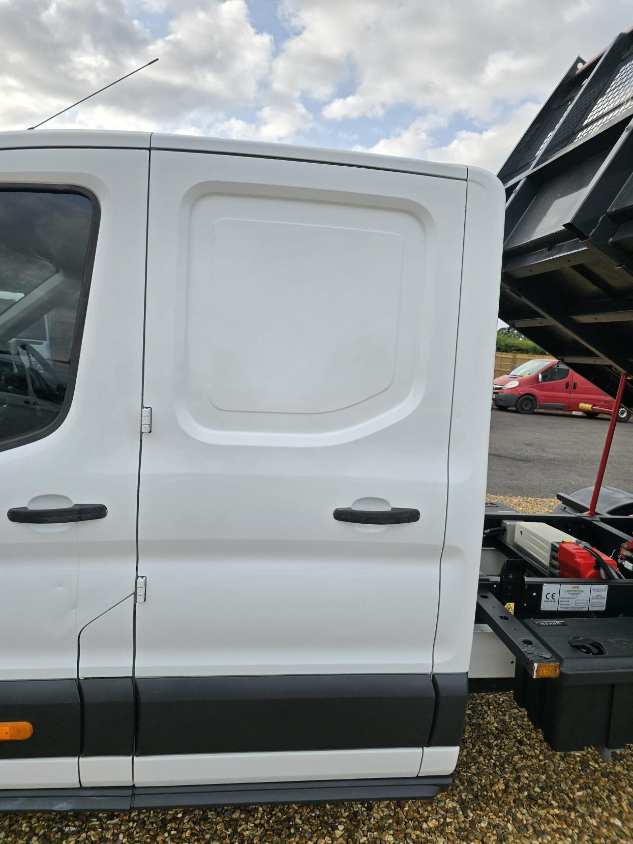 Ford Transit 2.0 350 EcoBlue 1-Way Double Tipper Double Cab 4dr Diesel Manual RWD L3 Euro 6 (1-Way, 1-Stop) (130 ps)
