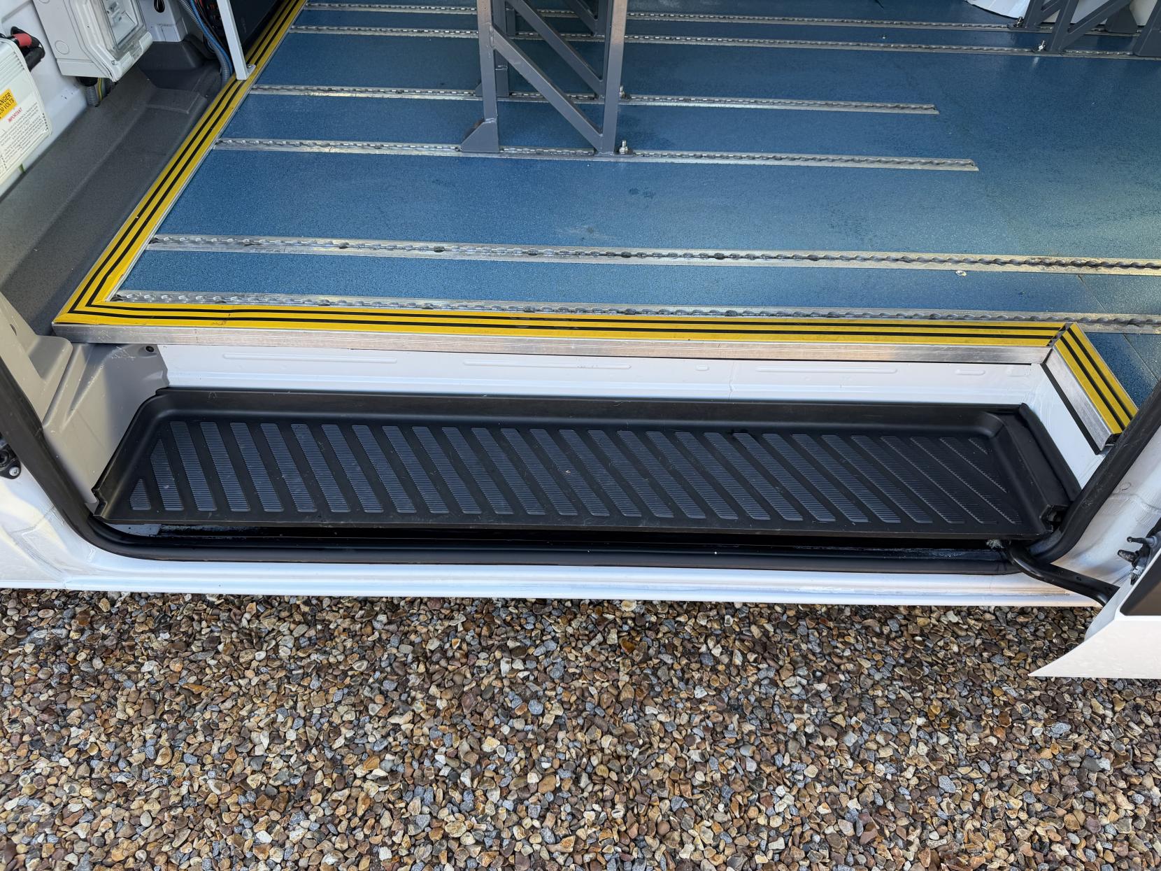 Mercedes-Benz Sprinter 2.1 313 CDi Panel Van 4dr Diesel Manual RWD L2 (129 bhp)