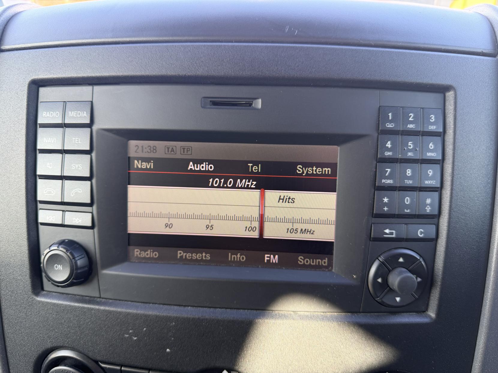 Mercedes-Benz Sprinter 2.1 313 CDi Panel Van 4dr Diesel Manual RWD L2 (129 bhp)