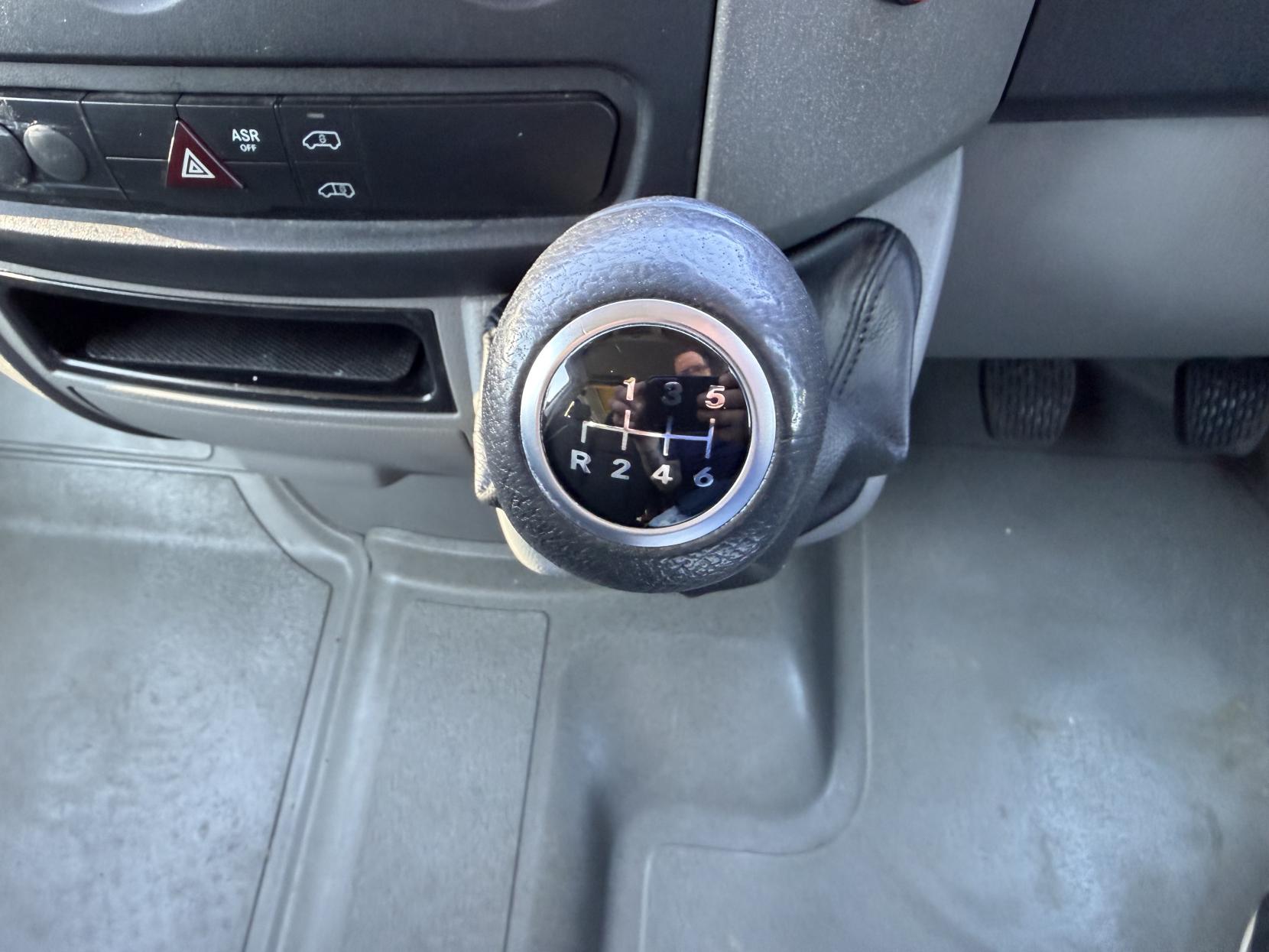 Mercedes-Benz Sprinter 2.1 313 CDi Panel Van 4dr Diesel Manual RWD L2 (129 bhp)