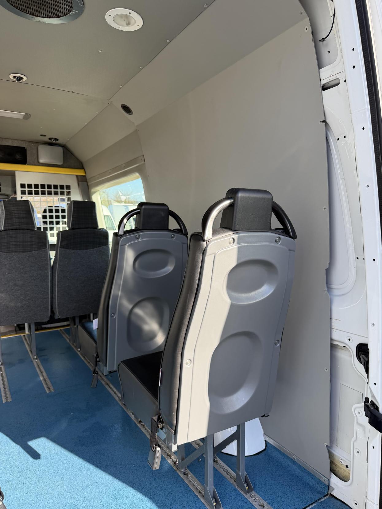 Mercedes-Benz Sprinter 2.1 313 CDi Panel Van 4dr Diesel Manual RWD L2 (129 bhp)