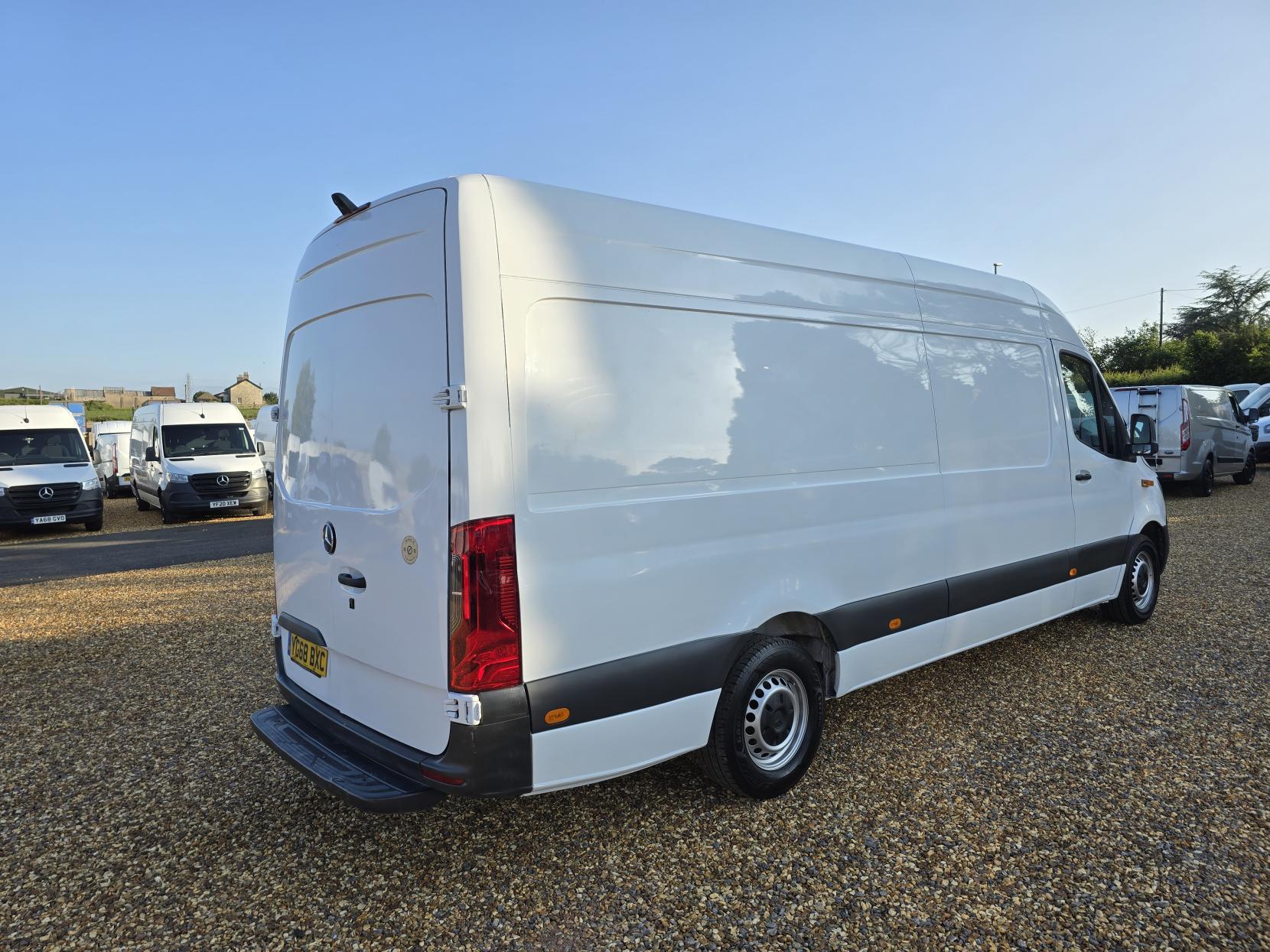 Mercedes-Benz Sprinter 2.1 311 CDI Panel Van 5dr Diesel Manual RWD L3 H2 Euro 6 (114 ps)