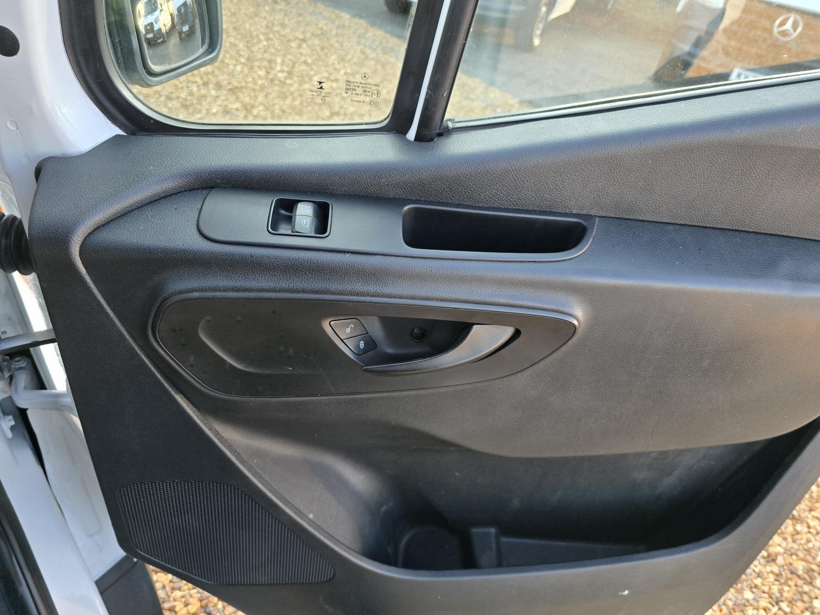 Mercedes-Benz Sprinter 2.1 311 CDI Panel Van 5dr Diesel Manual RWD L3 H2 Euro 6 (114 ps)