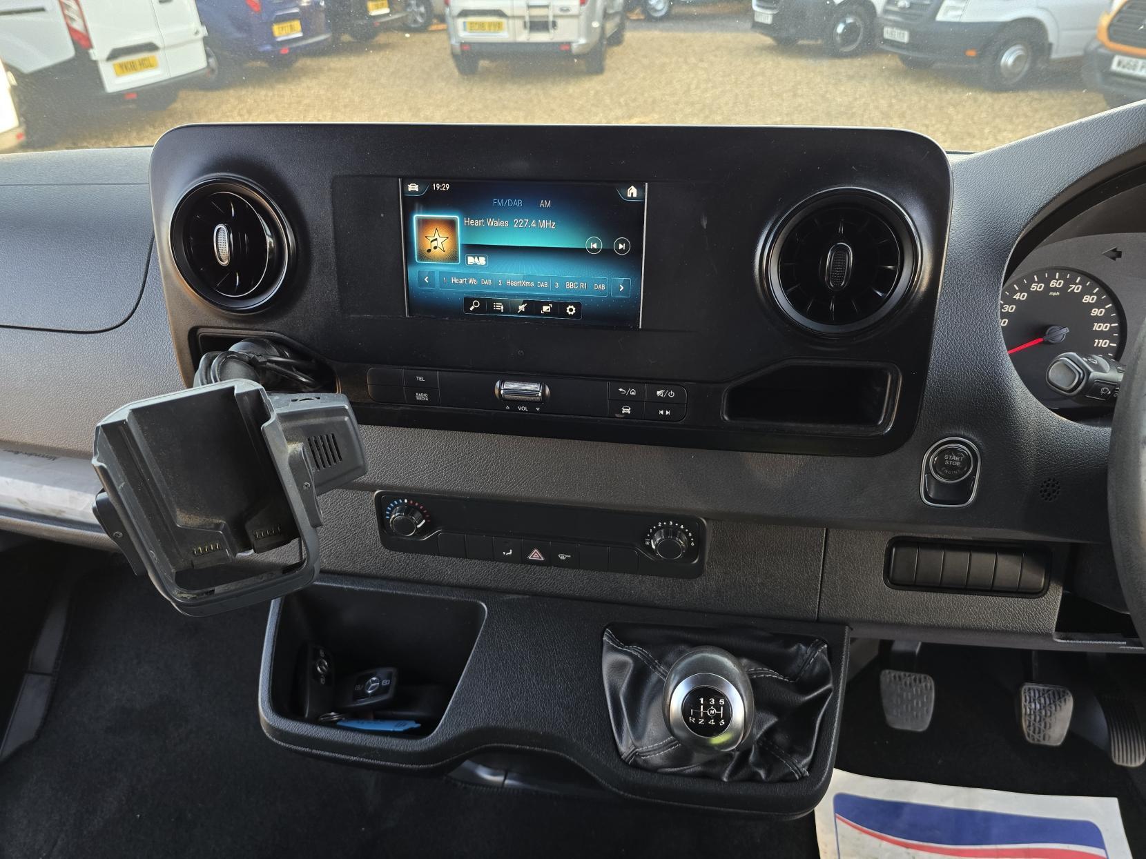 Mercedes-Benz Sprinter 2.1 311 CDI Panel Van 5dr Diesel Manual RWD L3 H2 Euro 6 (114 ps)