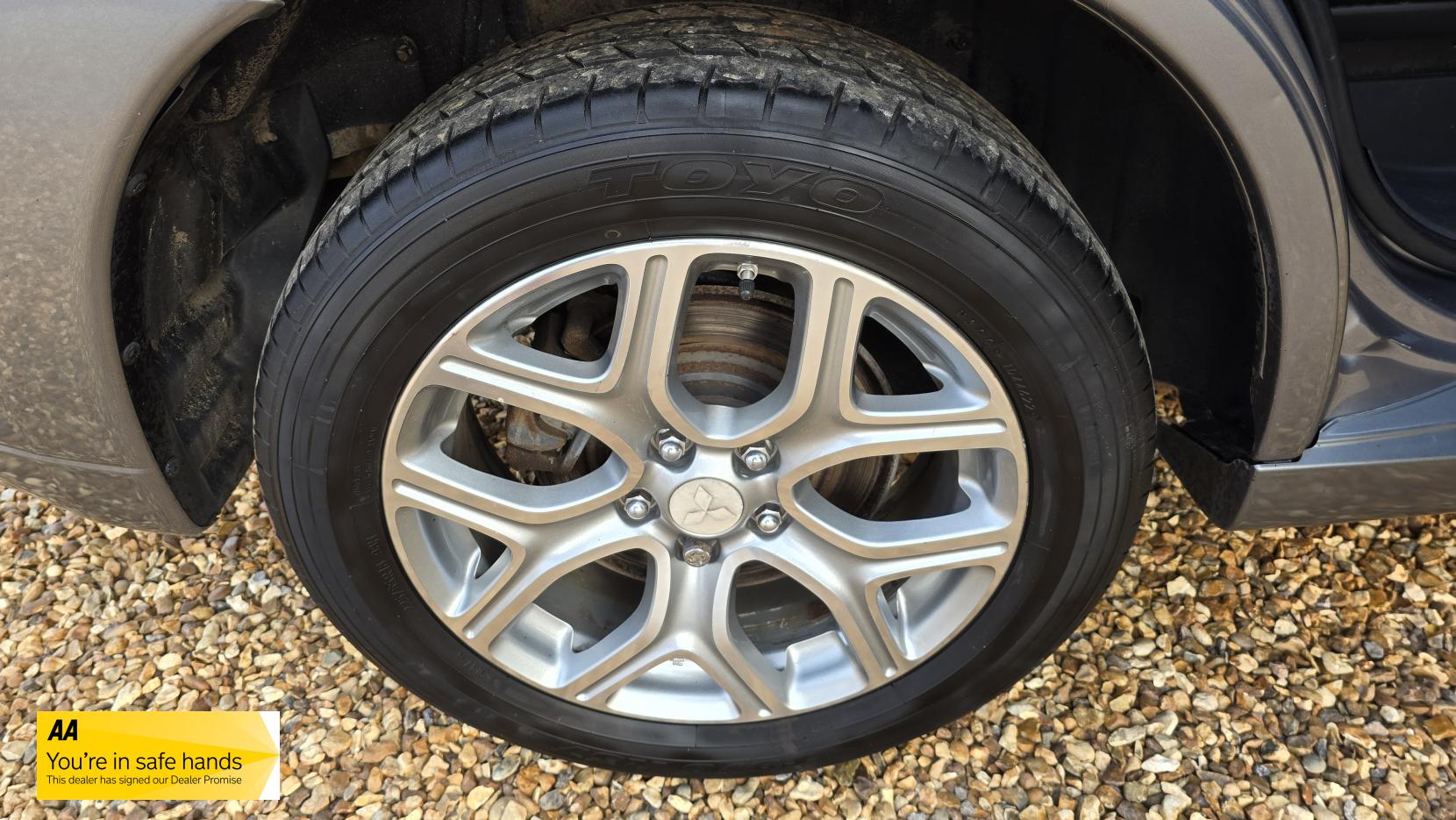 Mitsubishi Outlander 2.0h 12kWh GX4h SUV 5dr Petrol Plug-in Hybrid CVT 4WD Euro 5 (s/s) (200 ps)