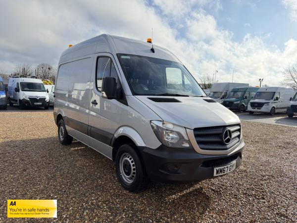 Mercedes-Benz Sprinter 2.1 313 CDi BlueEFFICIENCY Panel Van 4dr Diesel Manual RWD L1 H3 (211 g/km, 129 bhp)