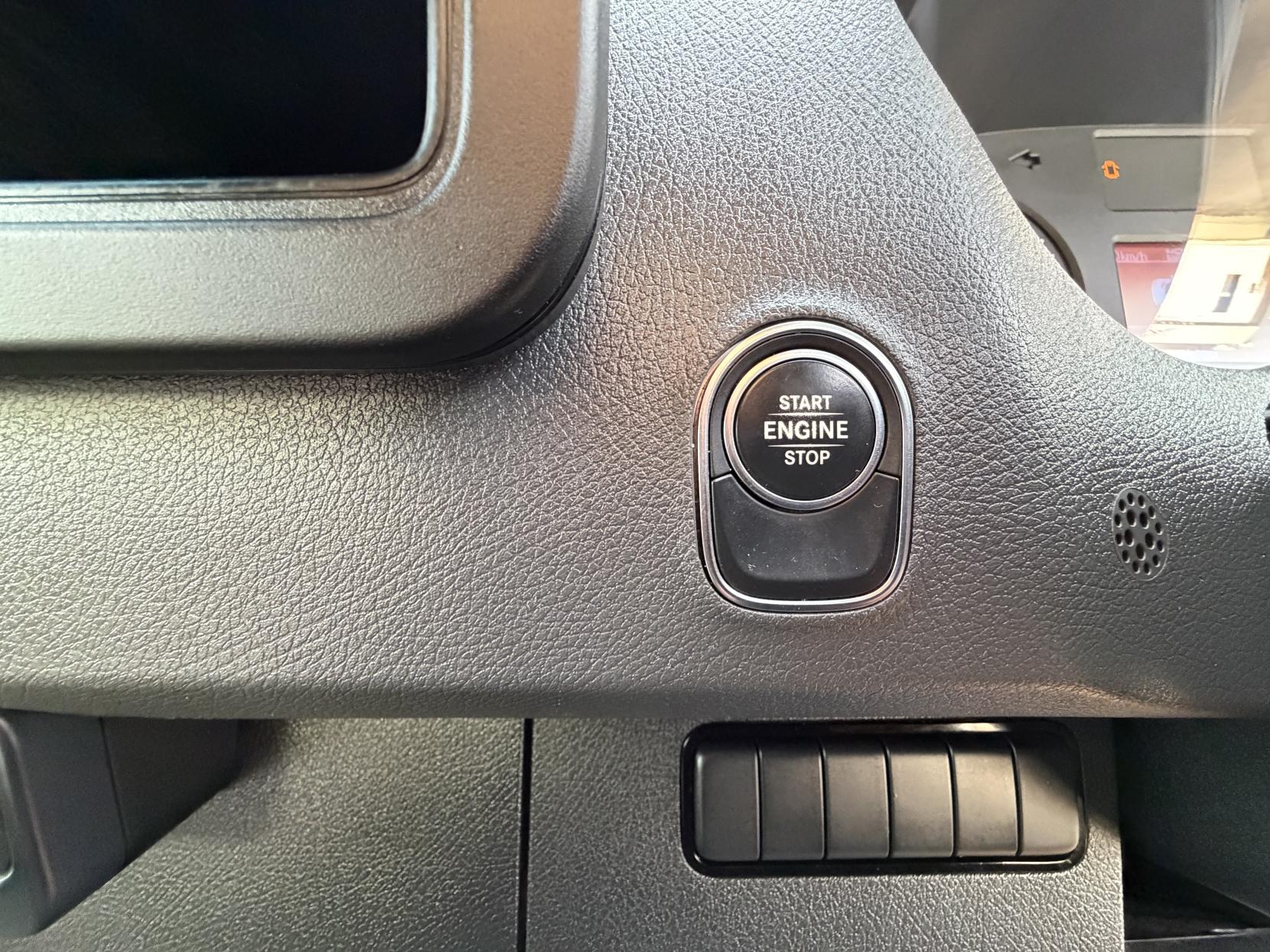 Mercedes-Benz Sprinter 2.1 314 CDI Chassis Cab 2dr Diesel Manual RWD L3 Euro 6 (s/s) (143 ps)