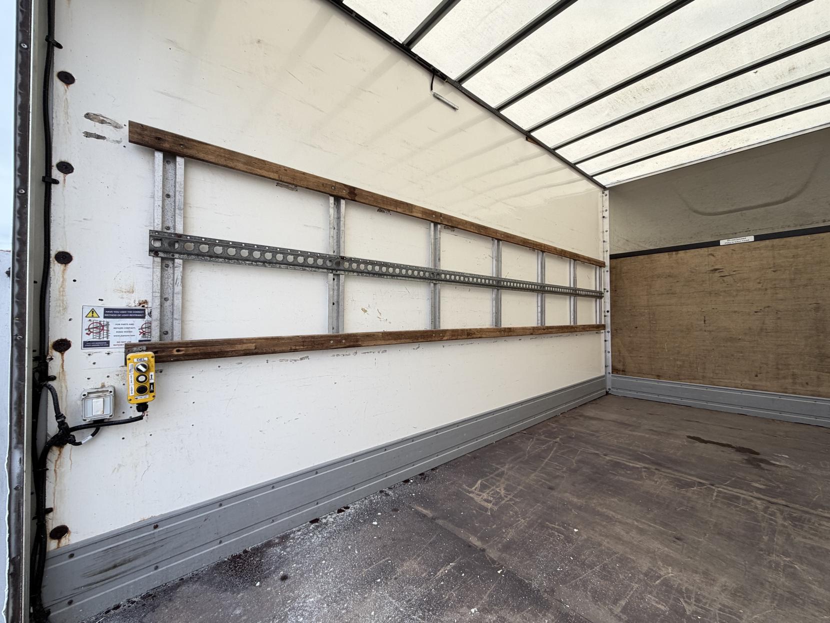 Mercedes-Benz Sprinter 2.1 314 CDI Chassis Cab 2dr Diesel Manual RWD L3 Euro 6 (s/s) (143 ps)