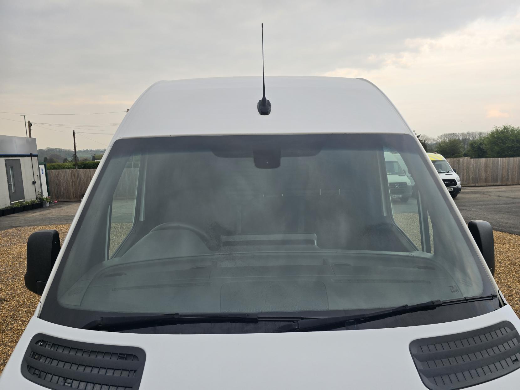 Mercedes-Benz Sprinter 2.1 314 CDI Premium Panel Van 5dr Diesel Manual FWD L2 H2 Euro 6 (s/s) (143 ps)