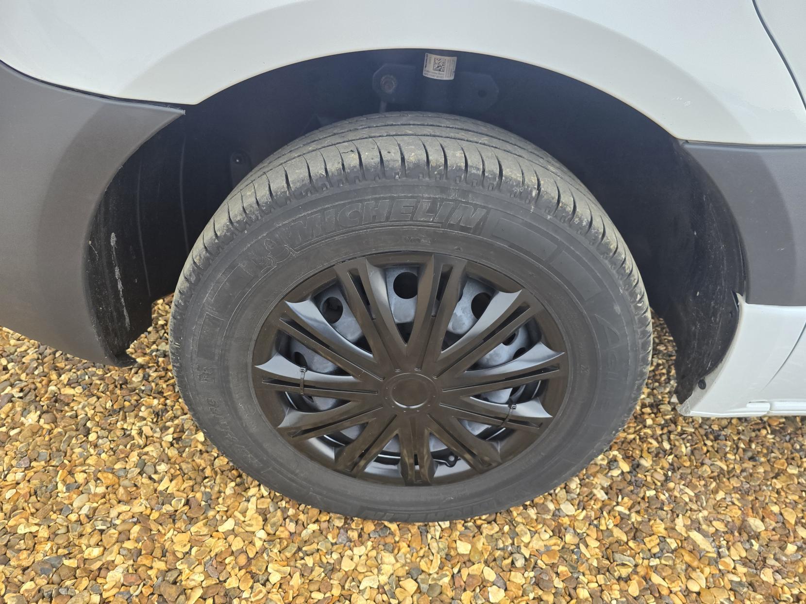 Mercedes-Benz Sprinter 2.1 314 CDI Premium Panel Van 5dr Diesel Manual FWD L2 H2 Euro 6 (s/s) (143 ps)
