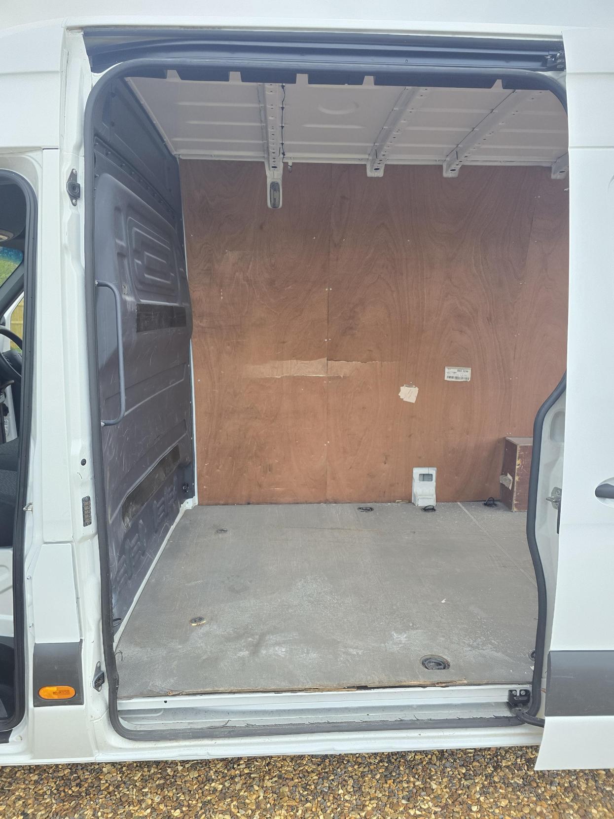 Mercedes-Benz Sprinter 2.1 314 CDI Premium Panel Van 5dr Diesel Manual FWD L2 H2 Euro 6 (s/s) (143 ps)