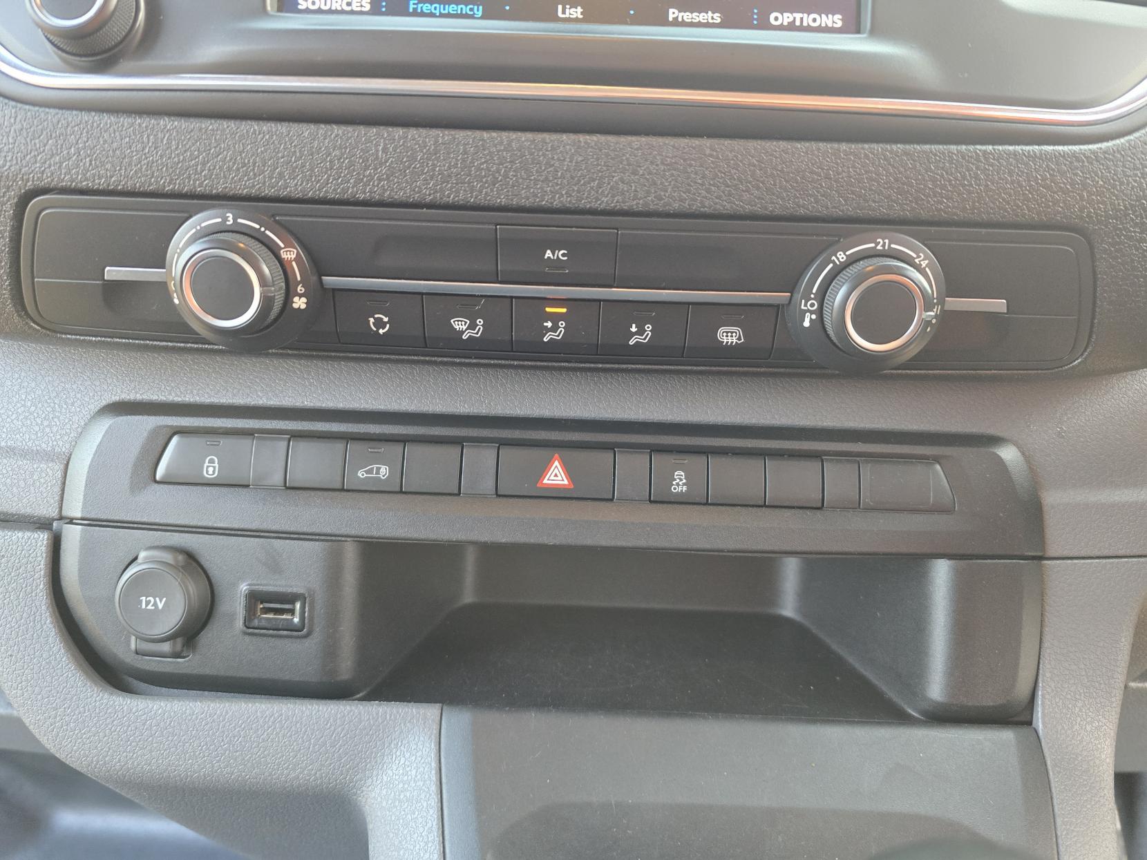 Peugeot Expert 1.6 BlueHDi 1000 Professional Compact Panel Van 6dr Diesel Manual SWB Euro 6 (95 ps)