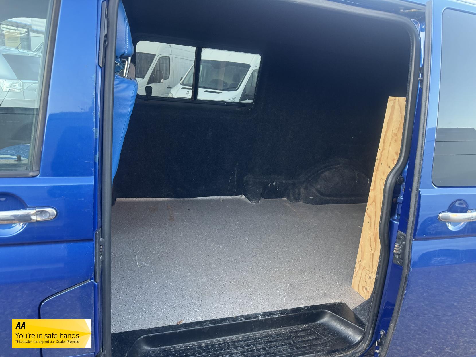 Volkswagen Transporter 1.9 TDI PD T32 Panel Van 4dr Diesel Manual L3 H1 (217 g/km, 100 bhp)