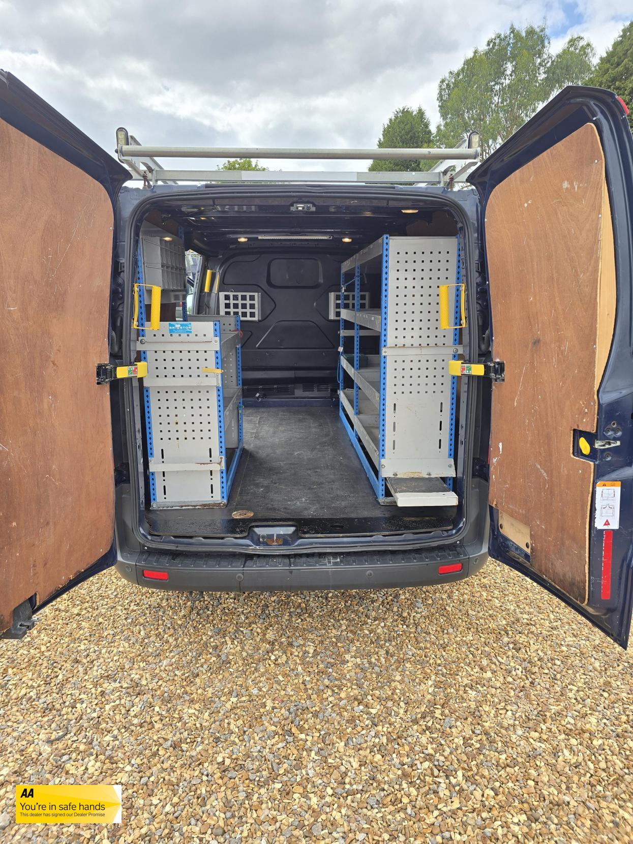 Ford Transit Custom 2.2 TDCi 330 Trend Panel Van 5dr Diesel Manual L2 H1 (197 g/km, 123 bhp)