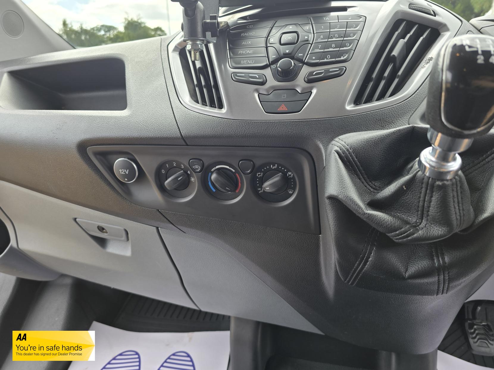 Ford Transit Custom 2.2 TDCi 330 Trend Panel Van 5dr Diesel Manual L2 H1 (197 g/km, 123 bhp)