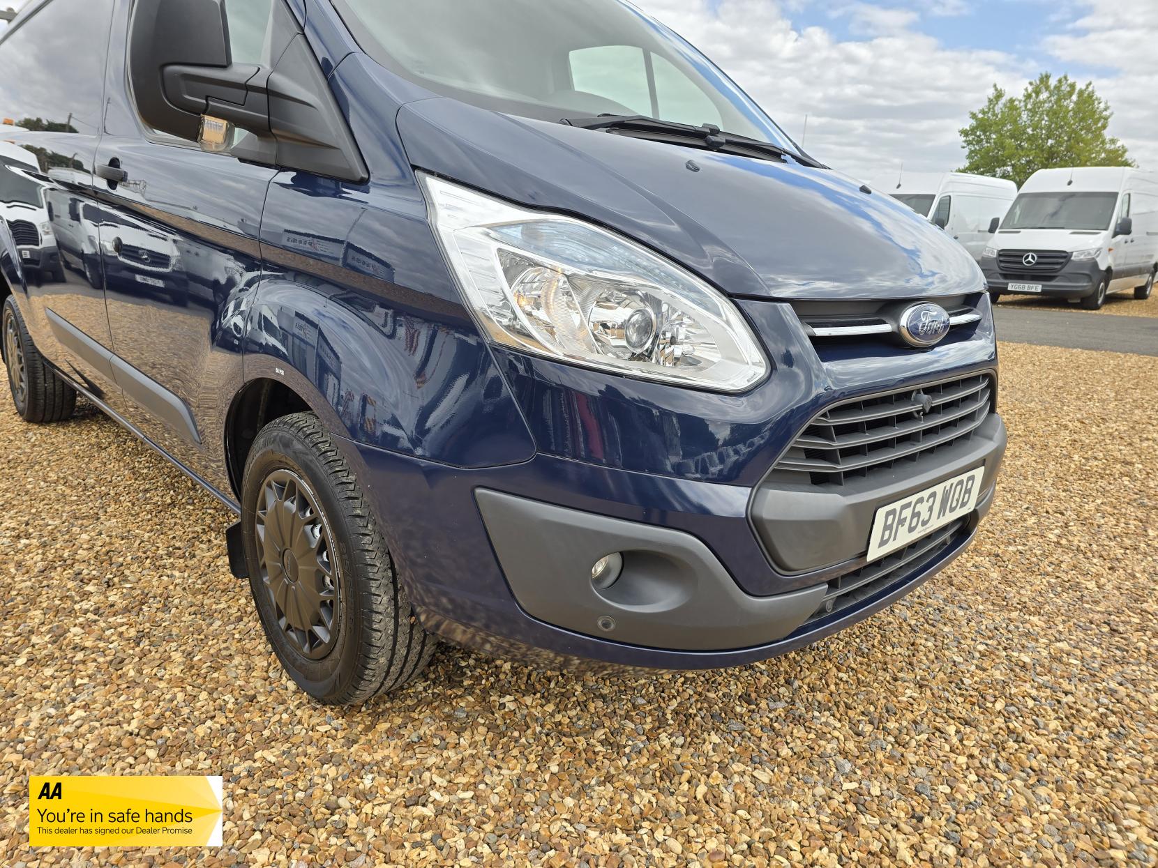 Ford Transit Custom 2.2 TDCi 330 Trend Panel Van 5dr Diesel Manual L2 H1 (197 g/km, 123 bhp)