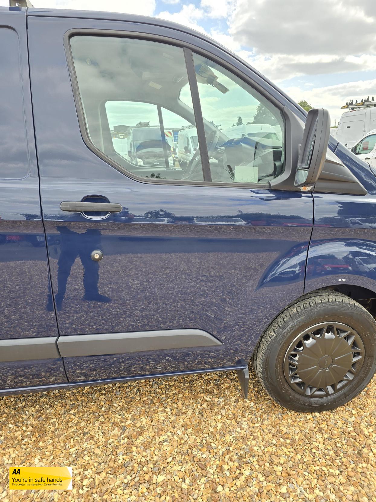 Ford Transit Custom 2.2 TDCi 330 Trend Panel Van 5dr Diesel Manual L2 H1 (197 g/km, 123 bhp)