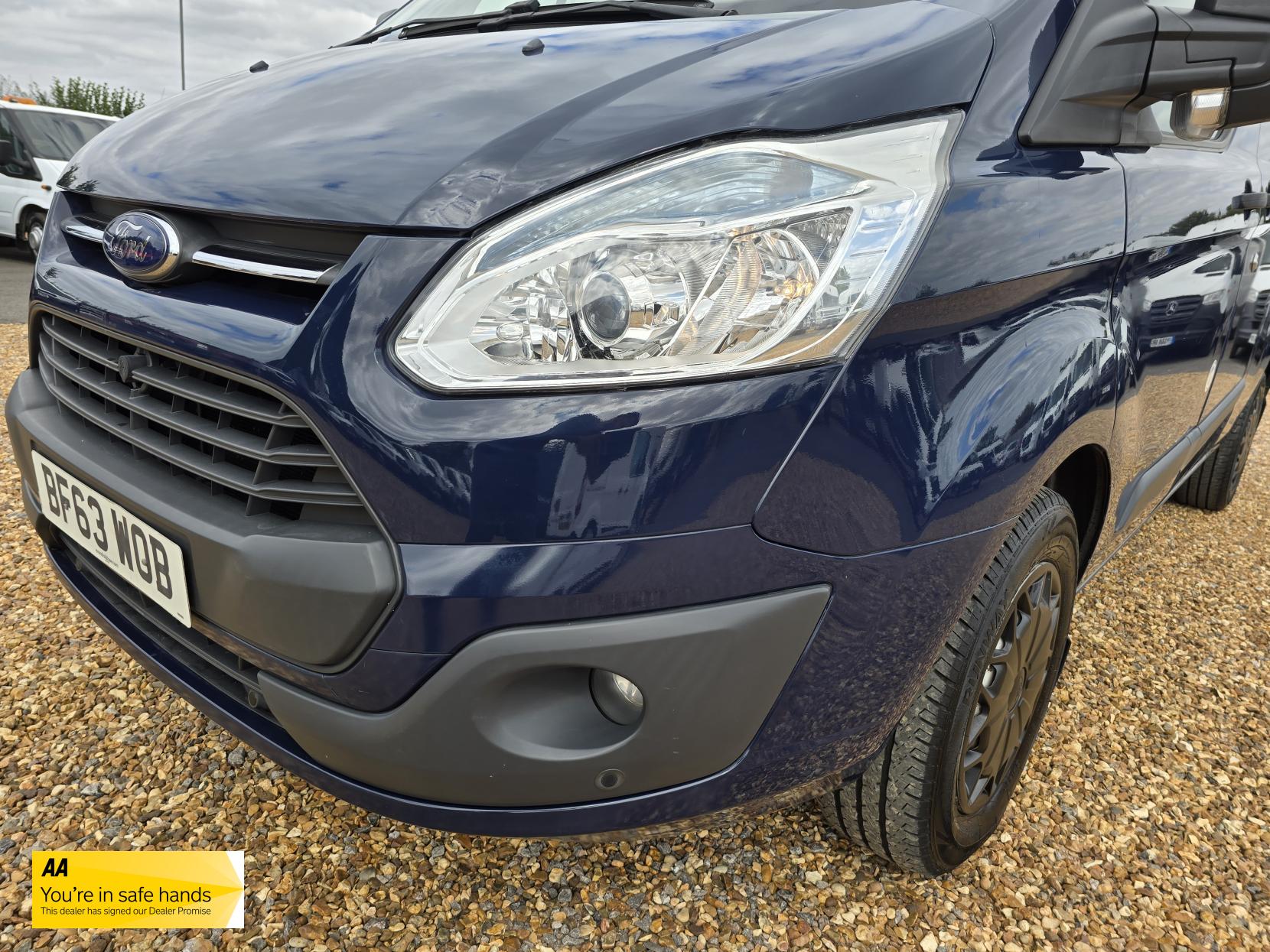 Ford Transit Custom 2.2 TDCi 330 Trend Panel Van 5dr Diesel Manual L2 H1 (197 g/km, 123 bhp)