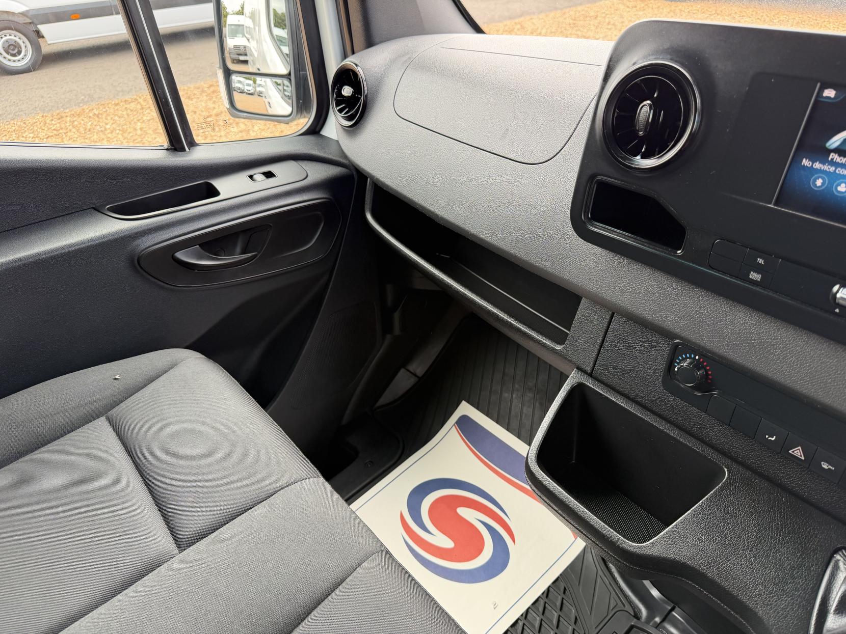 2019 Mercedes-Benz Sprinter 2.1 314 CDI Panel Van 5dr Diesel Manual RWD L3 H2 Euro 6 (143 ps) - Thumbnail 43