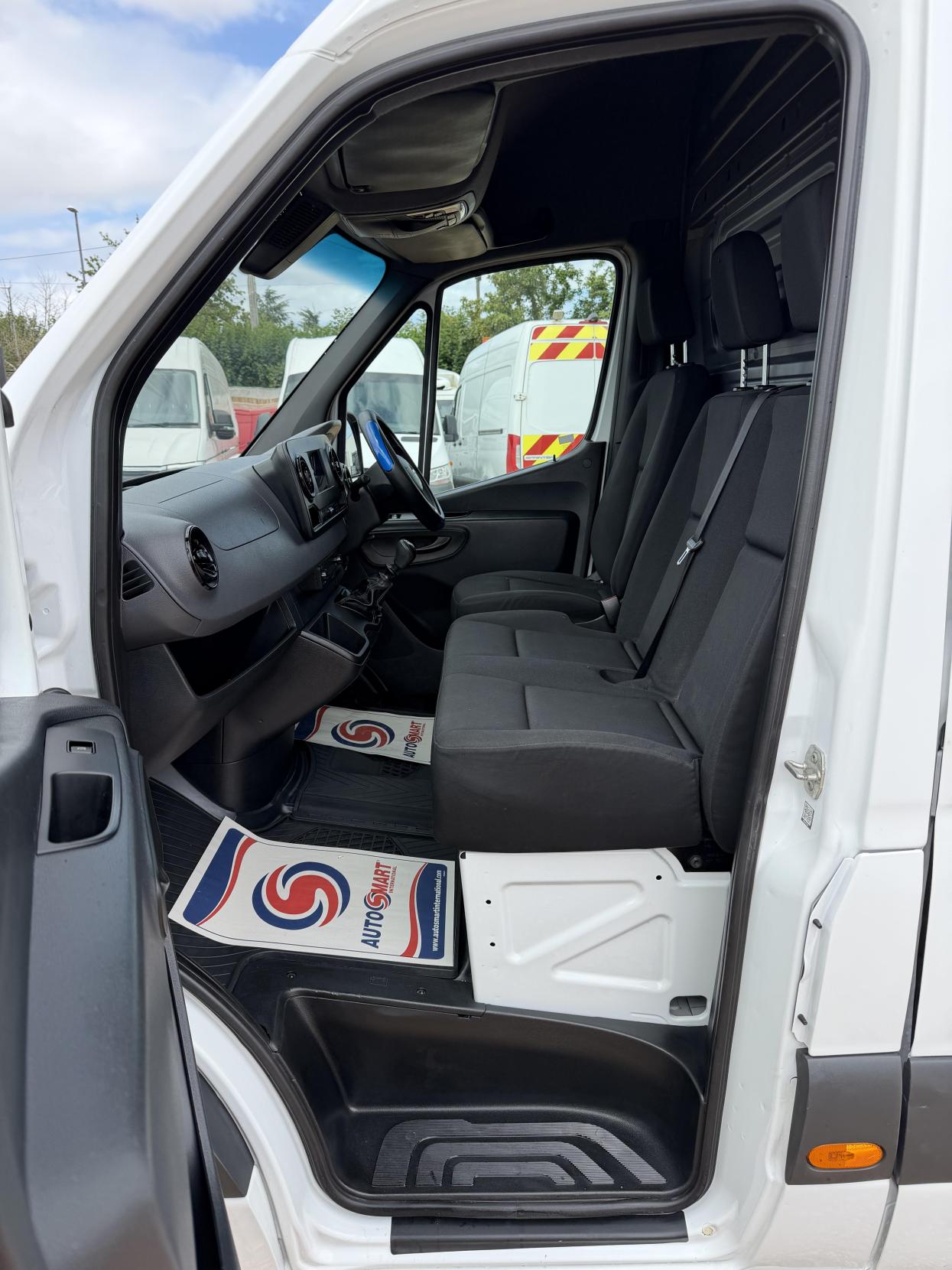 2019 Mercedes-Benz Sprinter 2.1 314 CDI Panel Van 5dr Diesel Manual RWD L3 H2 Euro 6 (143 ps) - Thumbnail 18