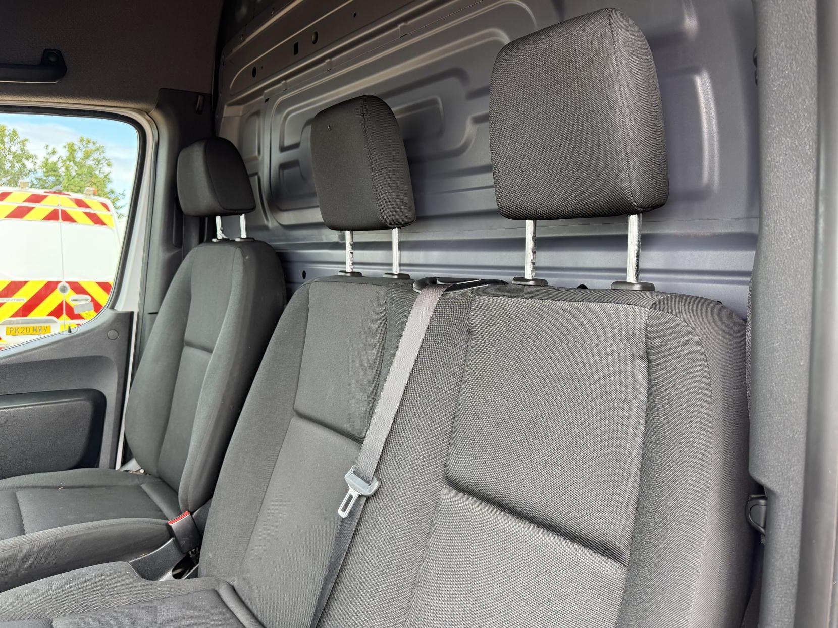 2019 Mercedes-Benz Sprinter 2.1 314 CDI Panel Van 5dr Diesel Manual RWD L3 H2 Euro 6 (143 ps) - Thumbnail 17