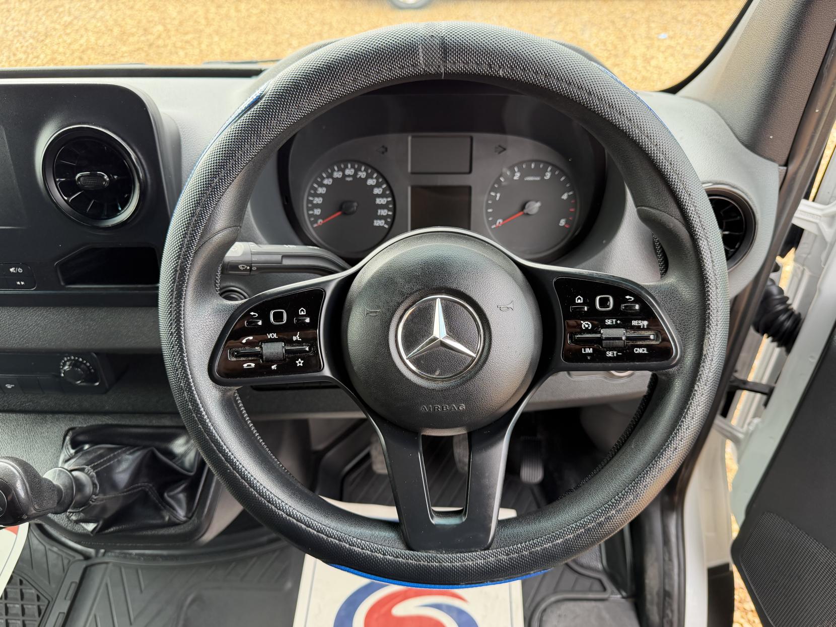 2019 Mercedes-Benz Sprinter 2.1 314 CDI Panel Van 5dr Diesel Manual RWD L3 H2 Euro 6 (143 ps) - Thumbnail 39
