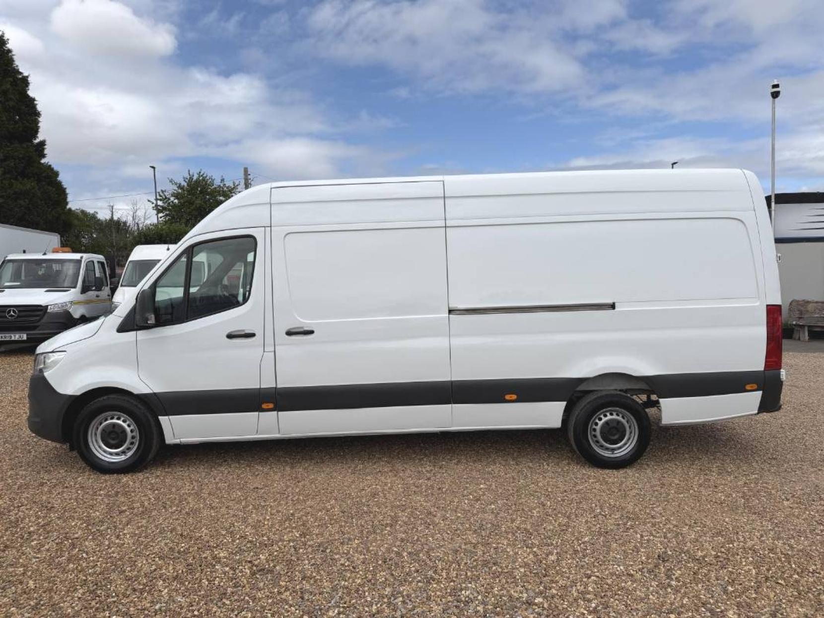 2019 Mercedes-Benz Sprinter 2.1 314 CDI Panel Van 5dr Diesel Manual RWD L3 H2 Euro 6 (143 ps) - Thumbnail 8